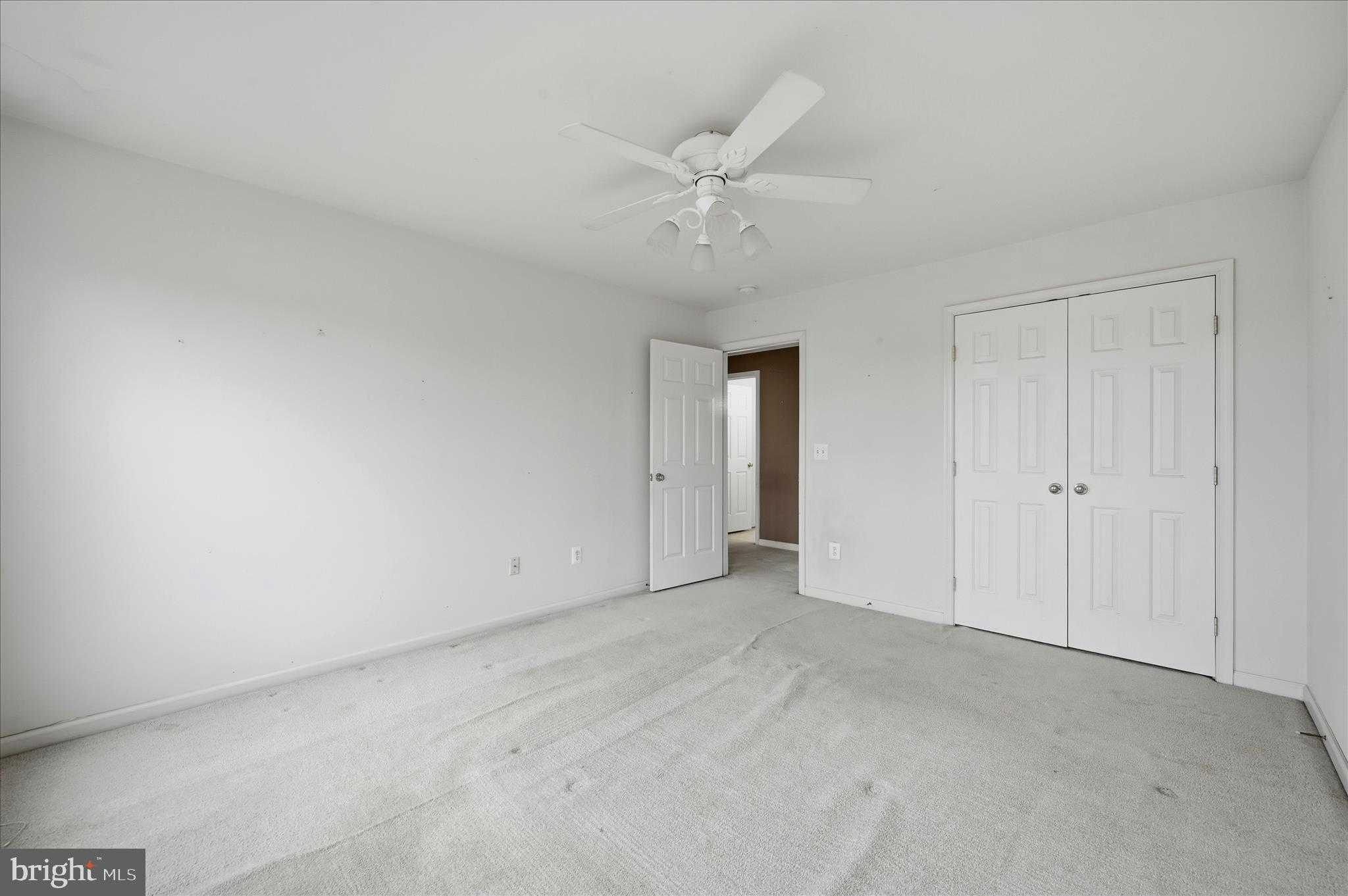 41 Pinehurst CT photo 36