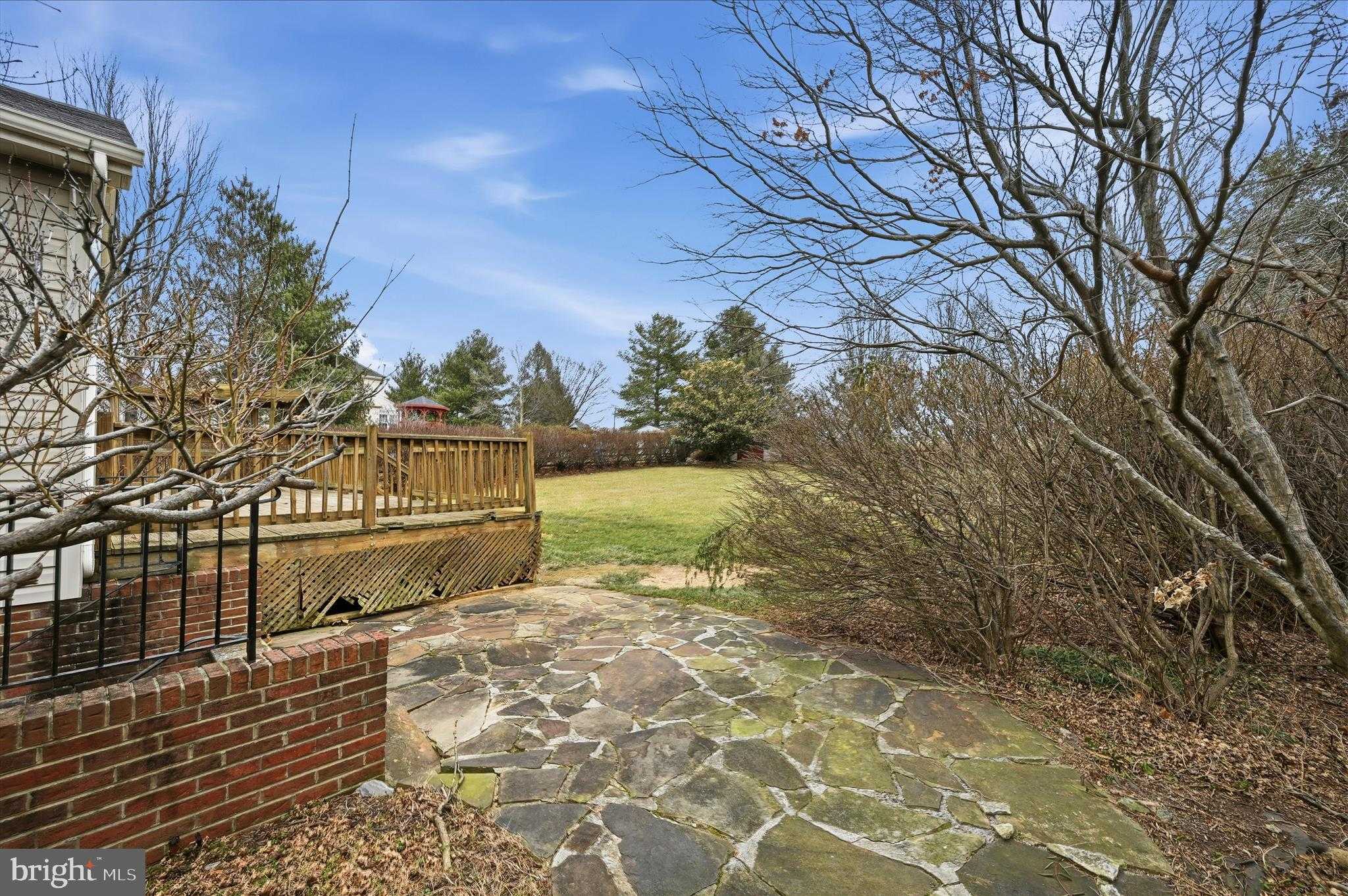 41 Pinehurst CT photo 46