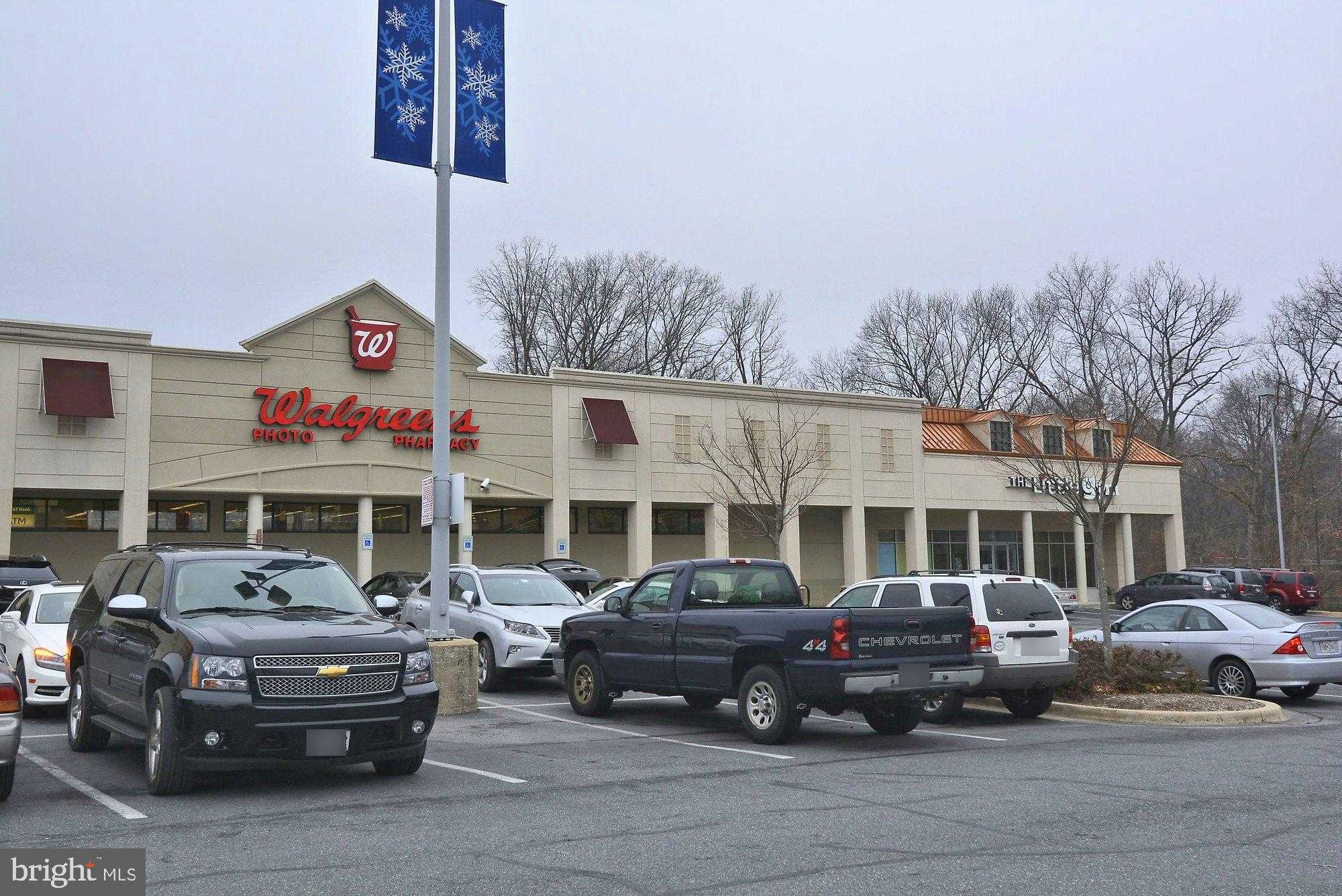 12255 Tildenwood Dr photo 37