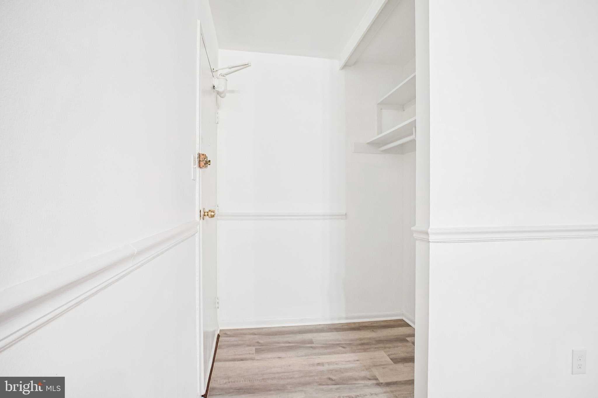 4333 Americana Dr photo 4