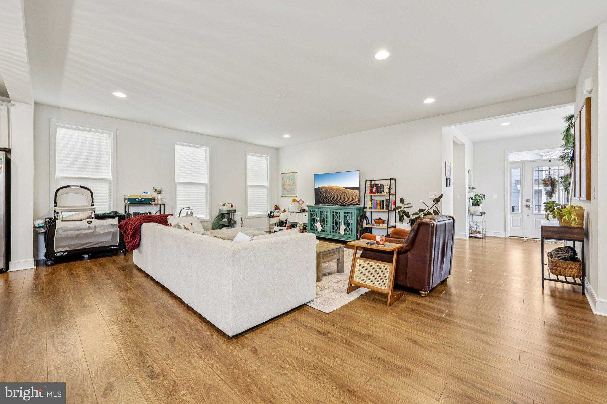 8650 Anderson Ave photo 9