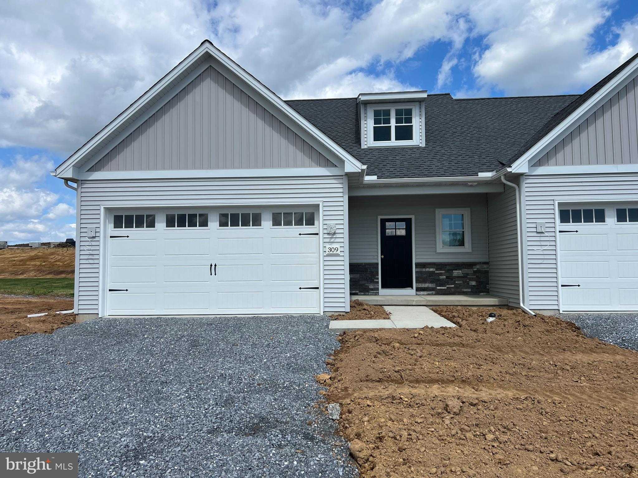 307 Ridgefield Dr, Elizabethtown