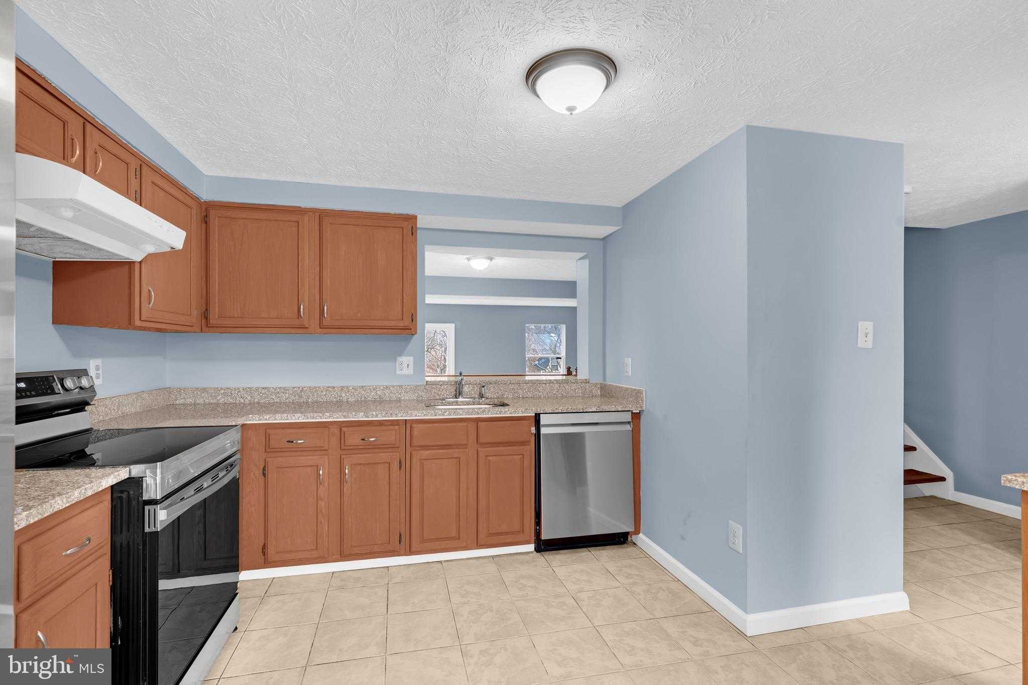 7600 Mandan Rd photo 11