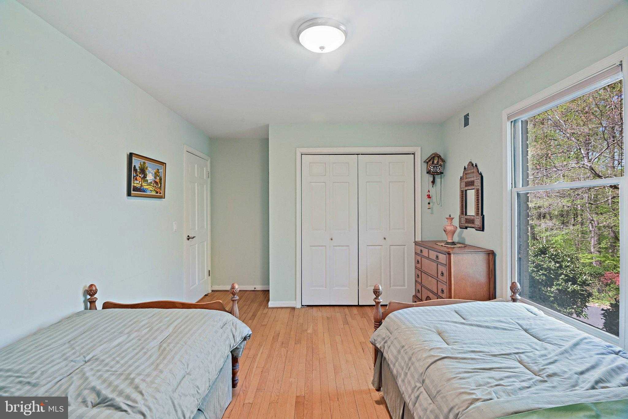 951 Captain Hickory Dr photo 24