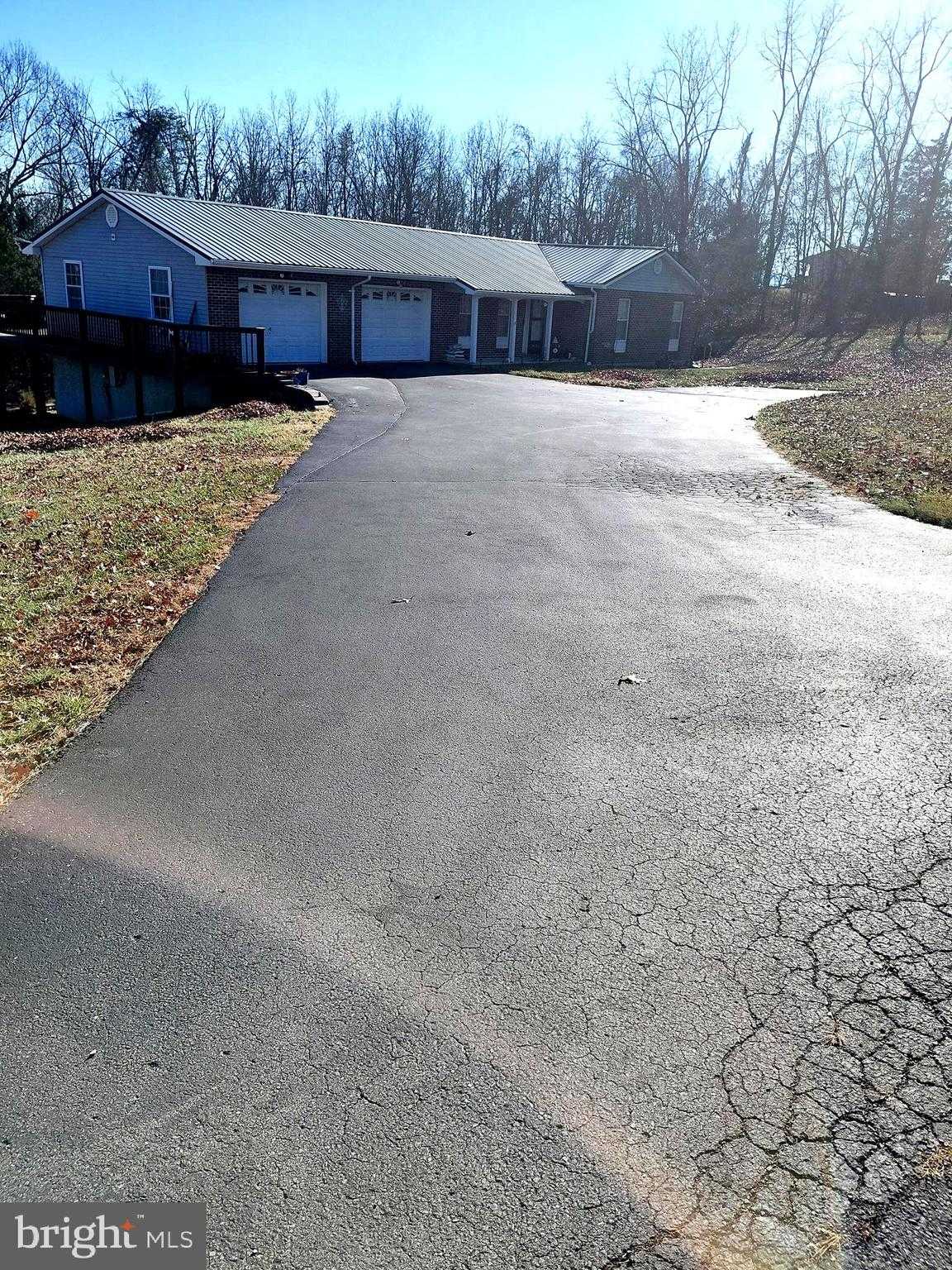 133 Upper Hawk Ridge Rd photo 2