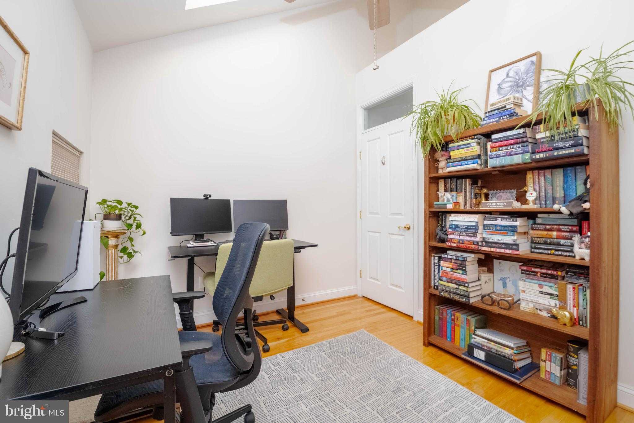 318 S Duncan St photo 20