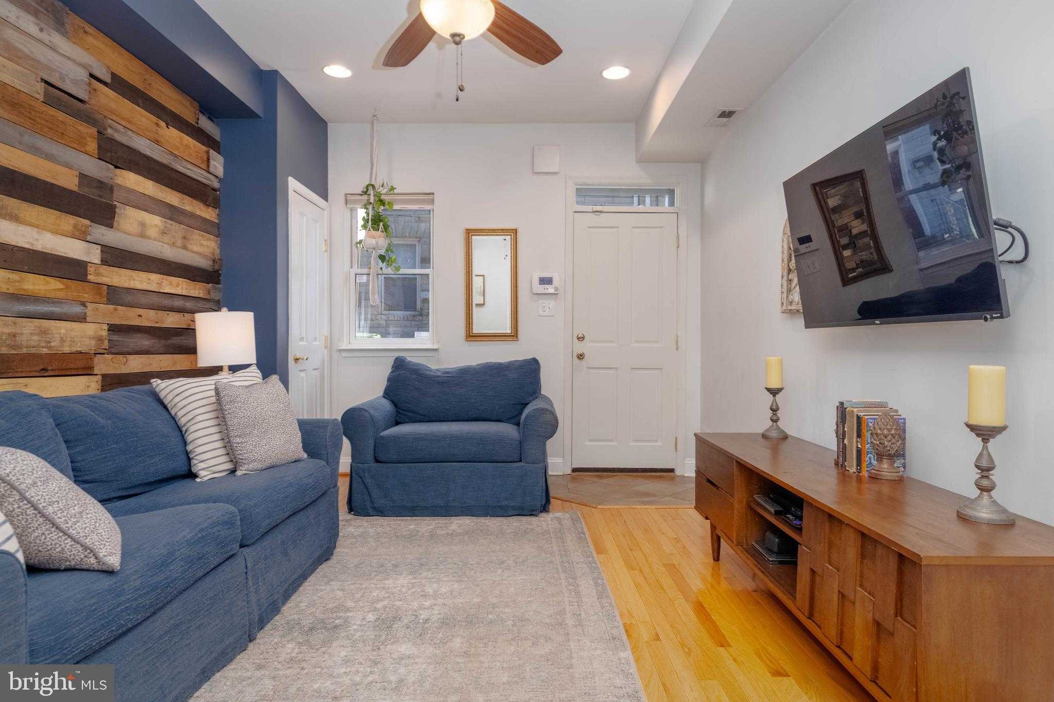 318 S Duncan St photo 3