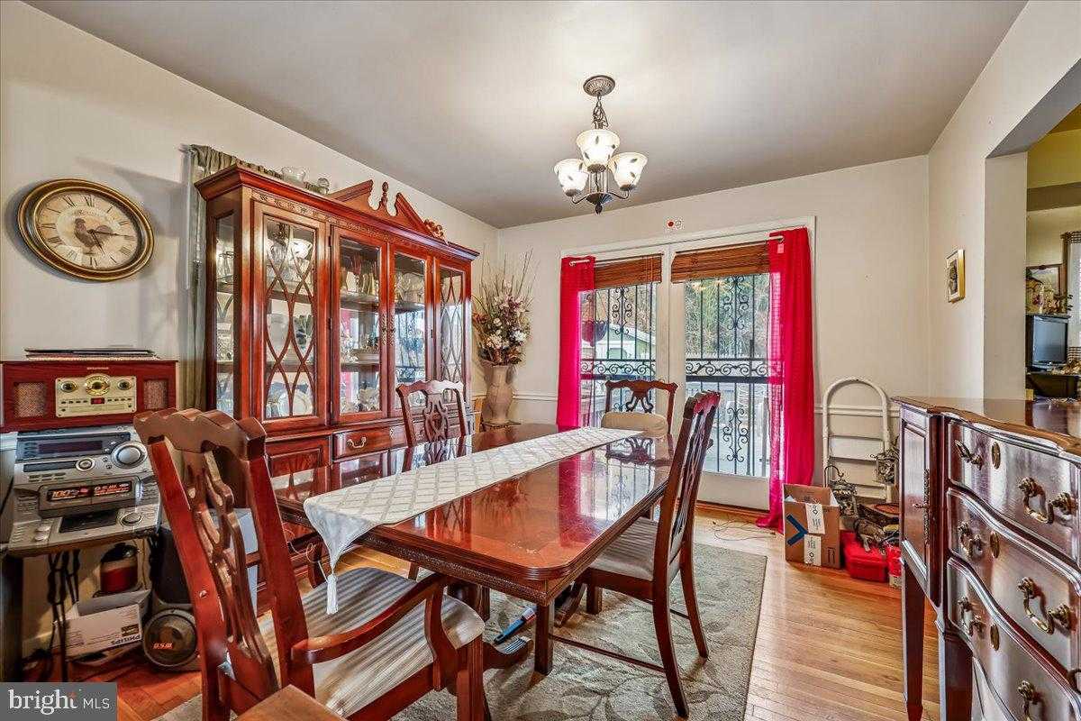 9405 Sierra St photo 5