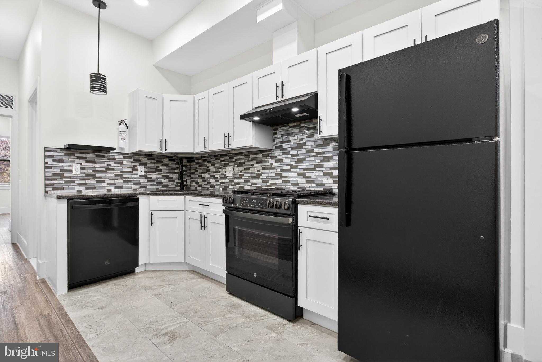 1808 W Susquehanna Ave photo 6