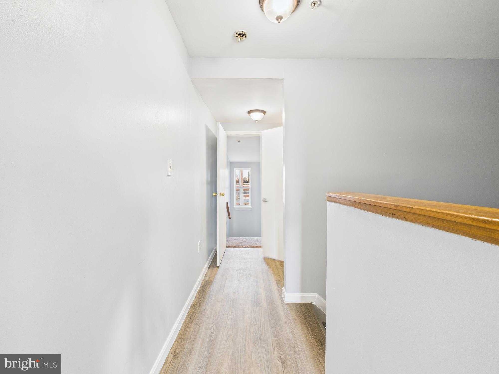 1023 N Fulton Ave photo 23