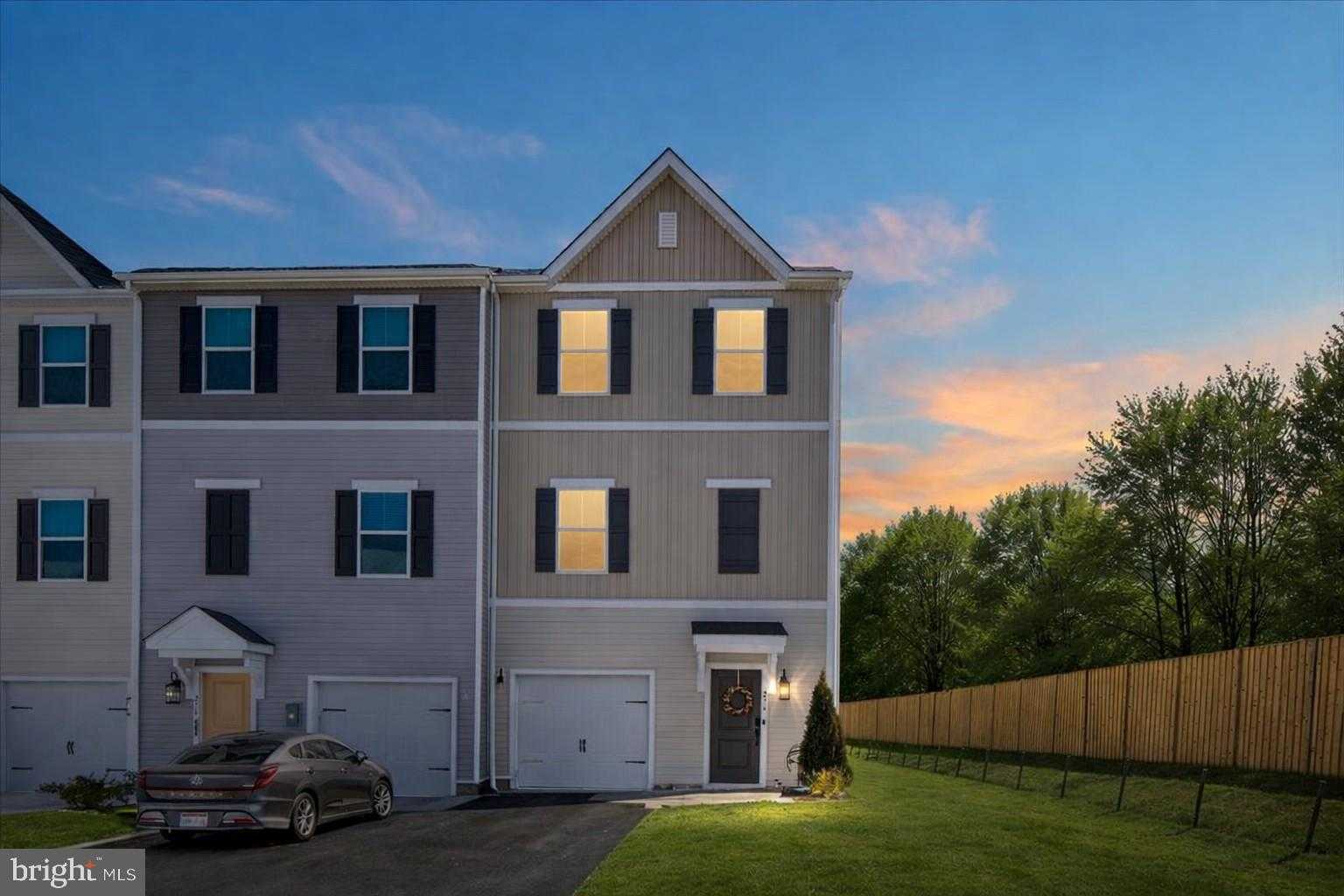 274 Truth Way photo 3