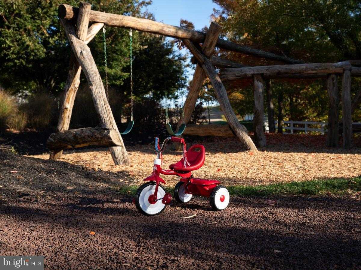 1114 Collina Ln photo 43