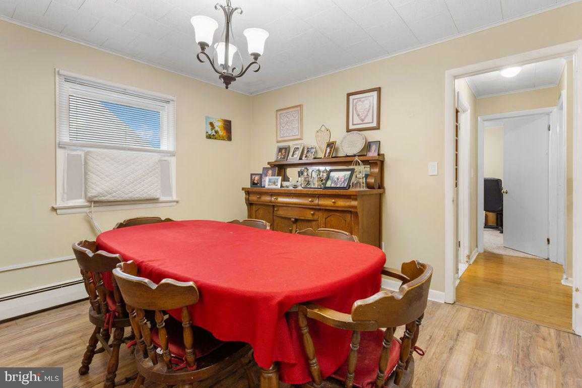 150 Sherman St photo 9