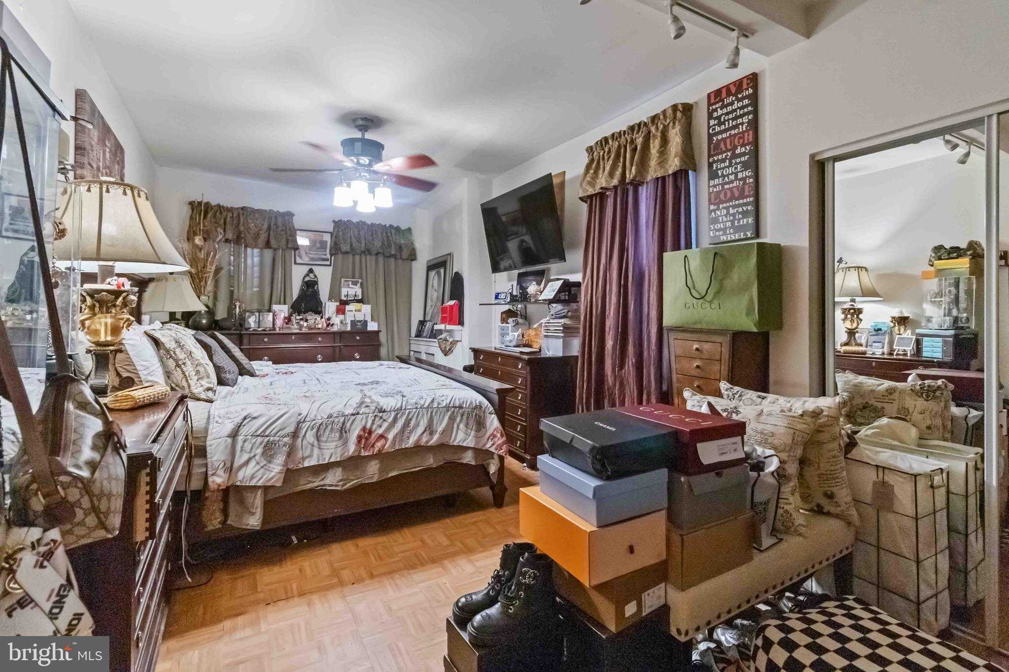 1318 E Haines St photo 16