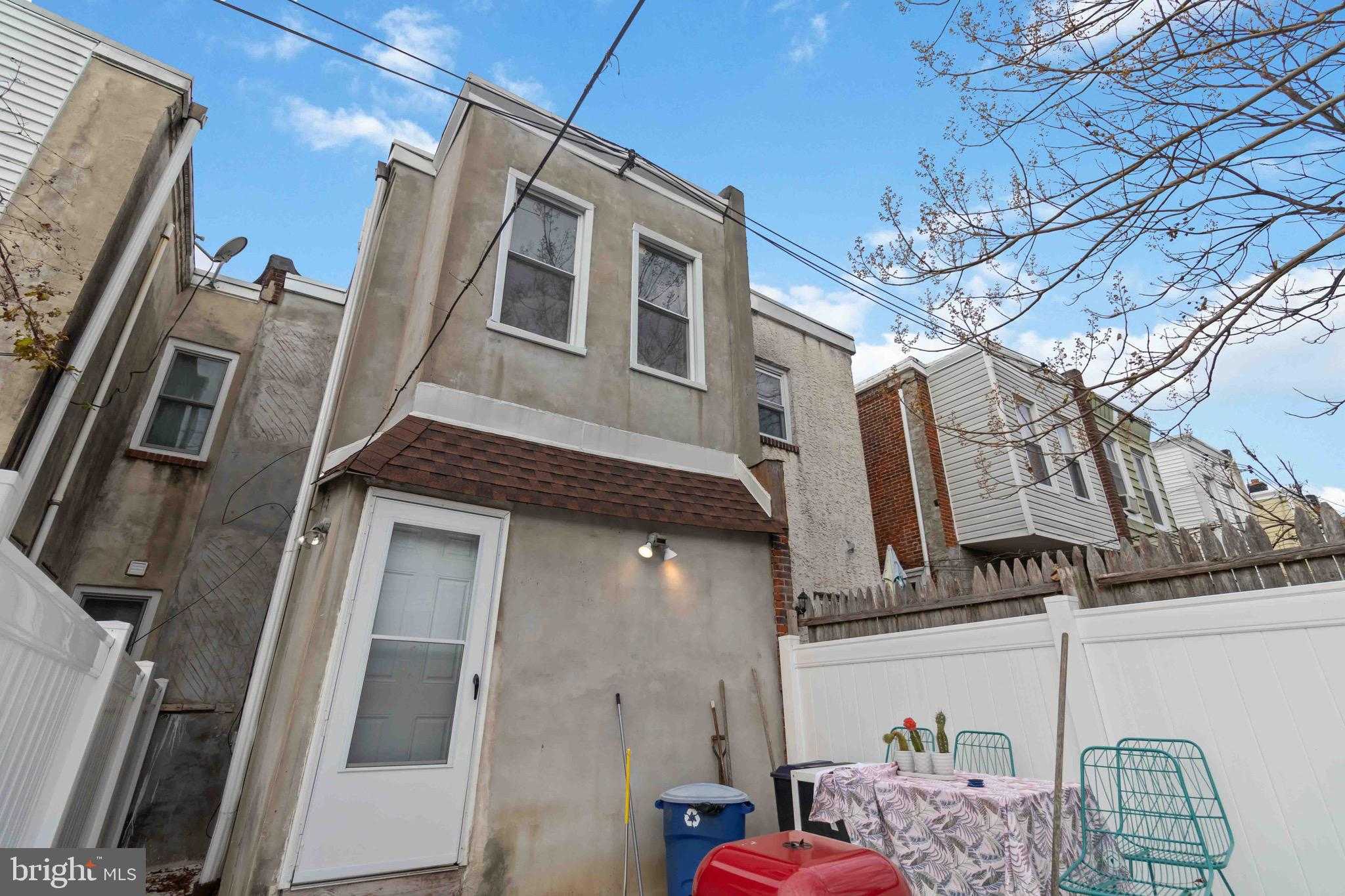 1318 E Haines St photo 24