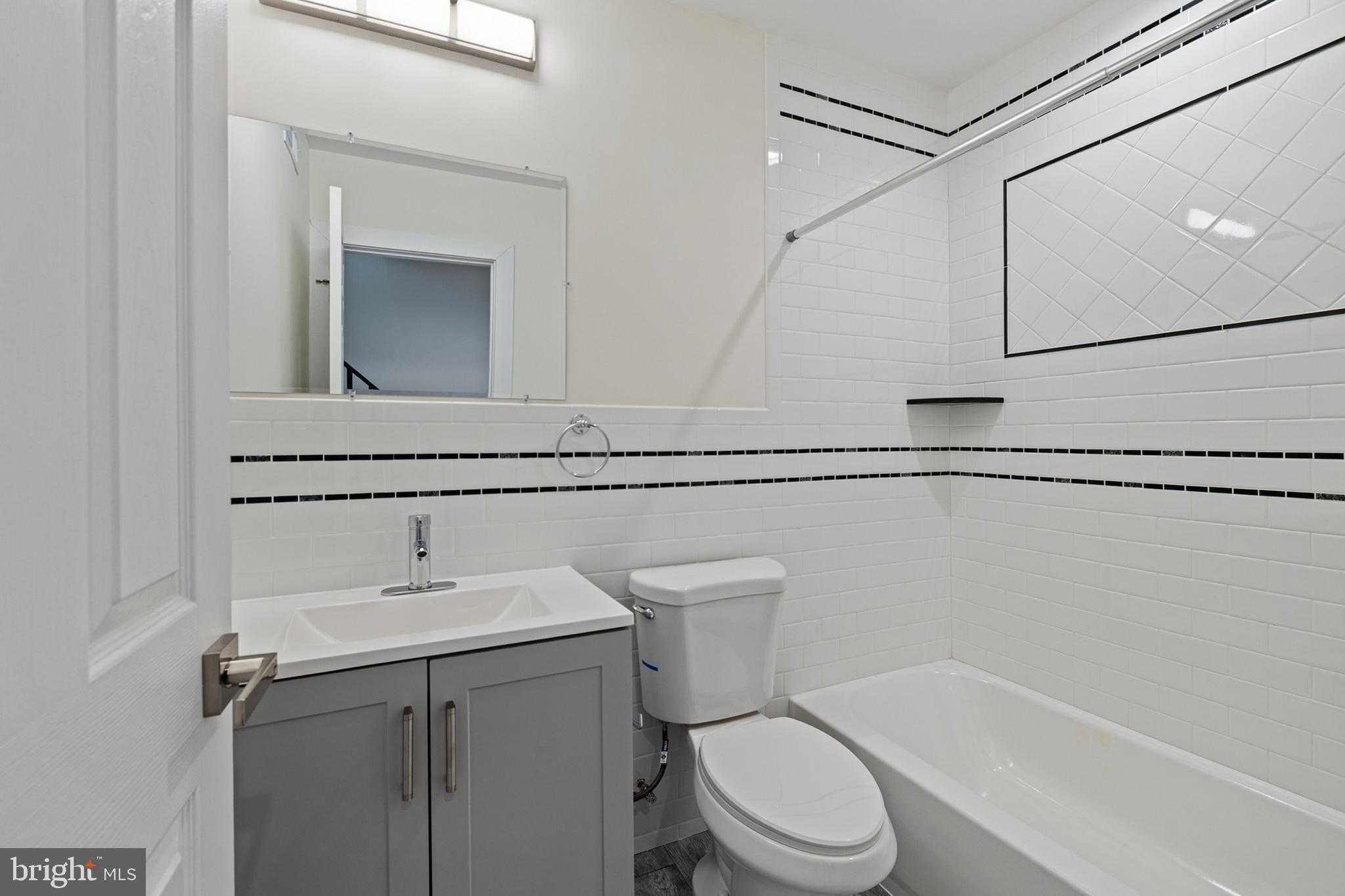 2035 N Orianna St photo 29