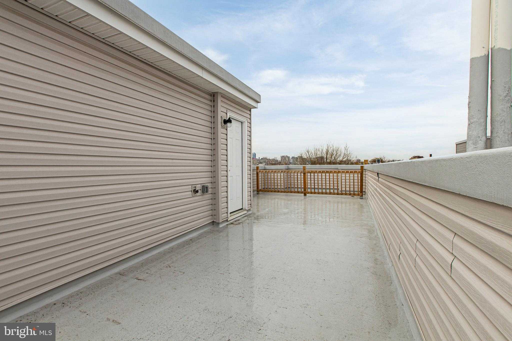 2035 N Orianna St photo 43