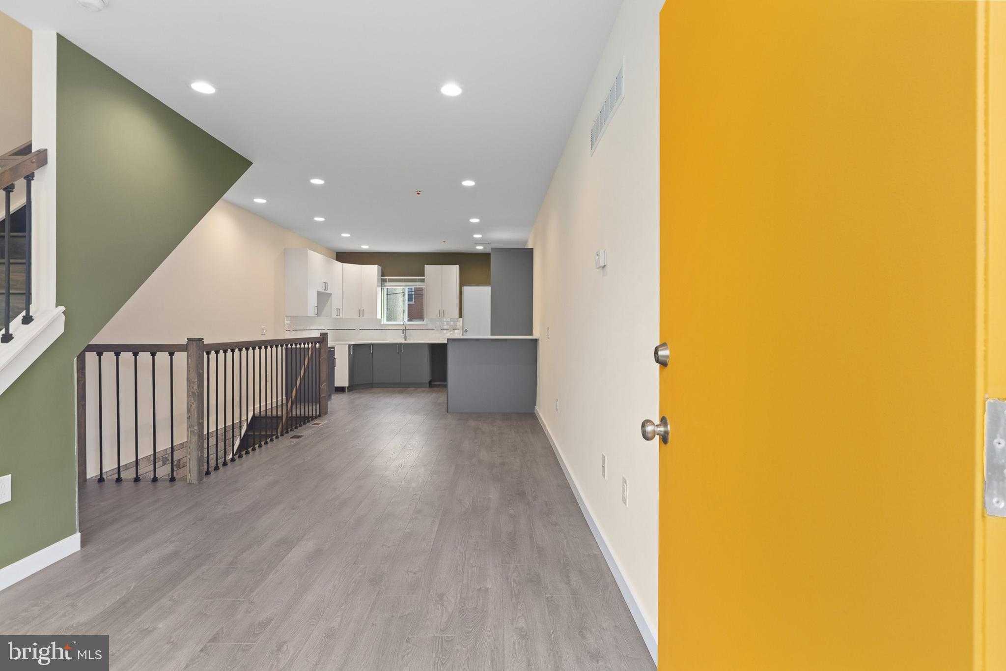 2035 N Orianna St photo 6