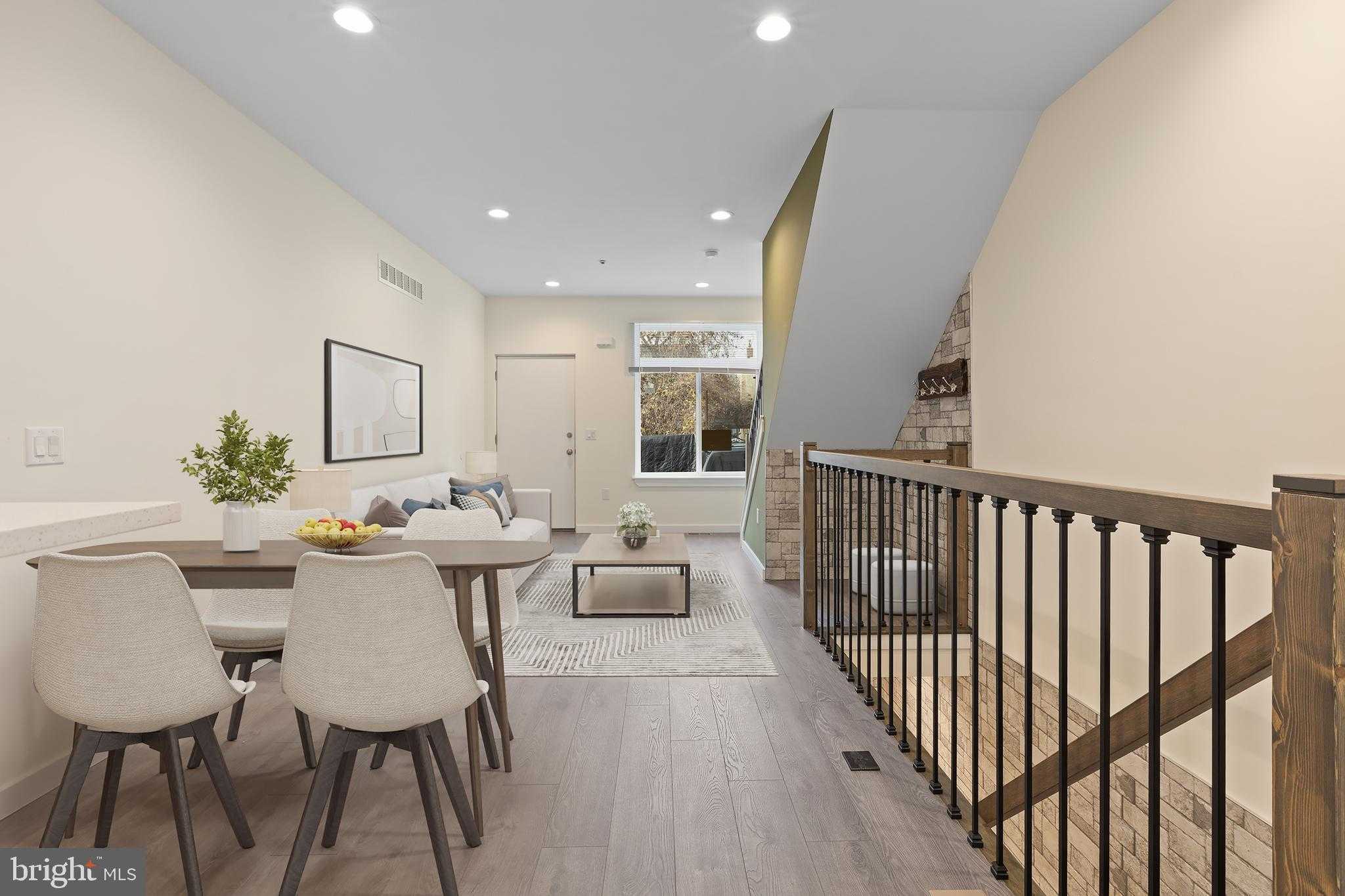 2035 N Orianna St photo 7