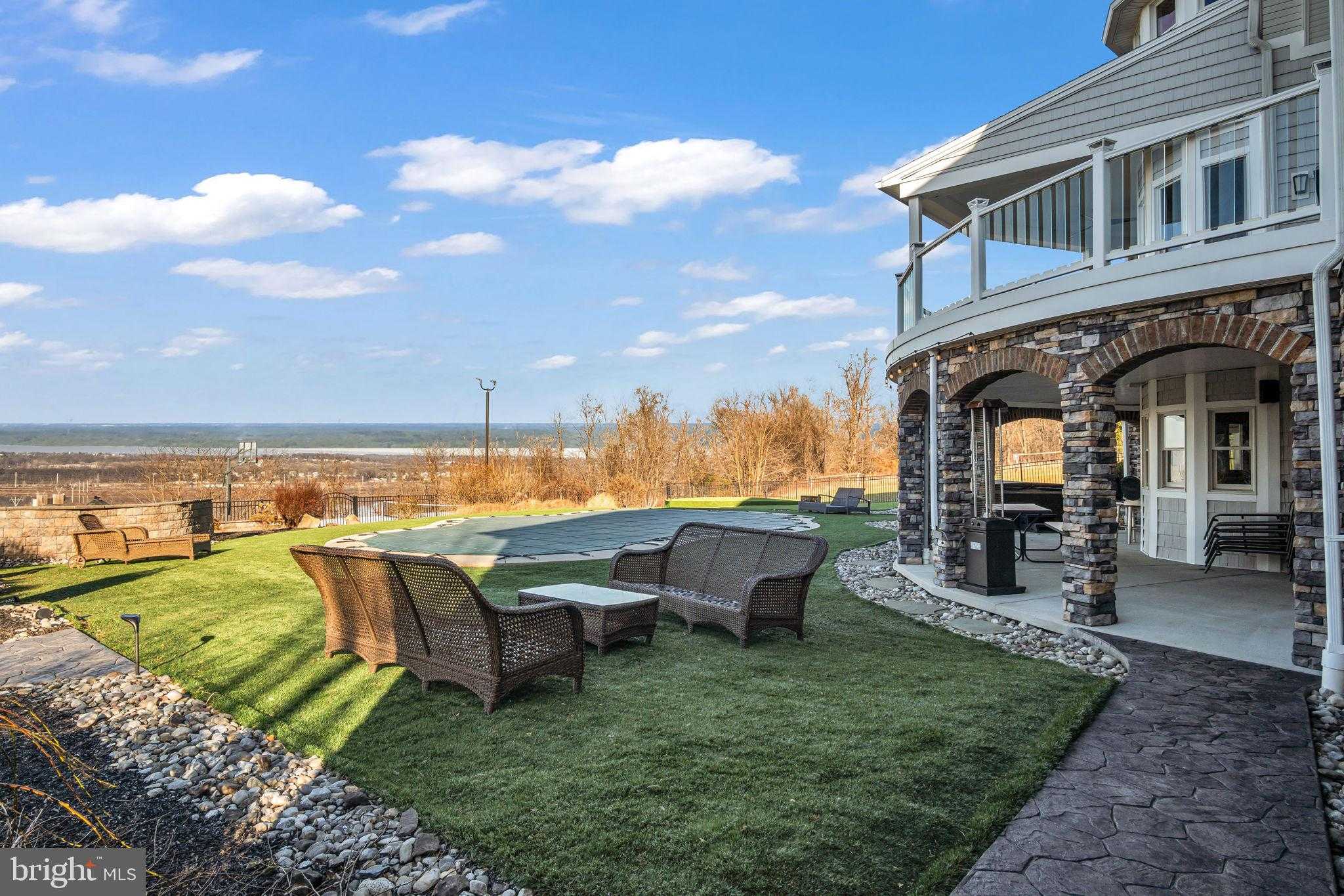 297 Thorley Rd photo 22