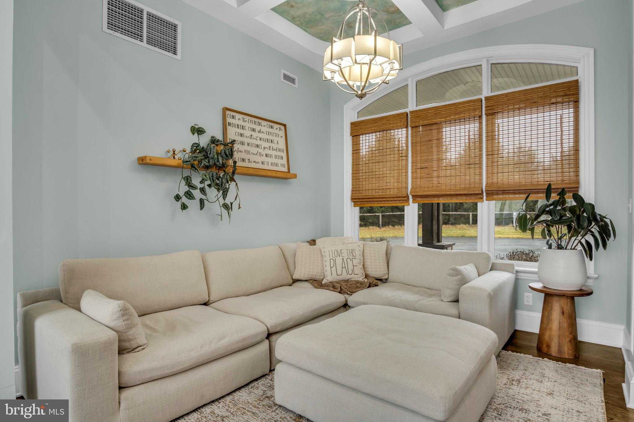 297 Thorley Rd photo 46