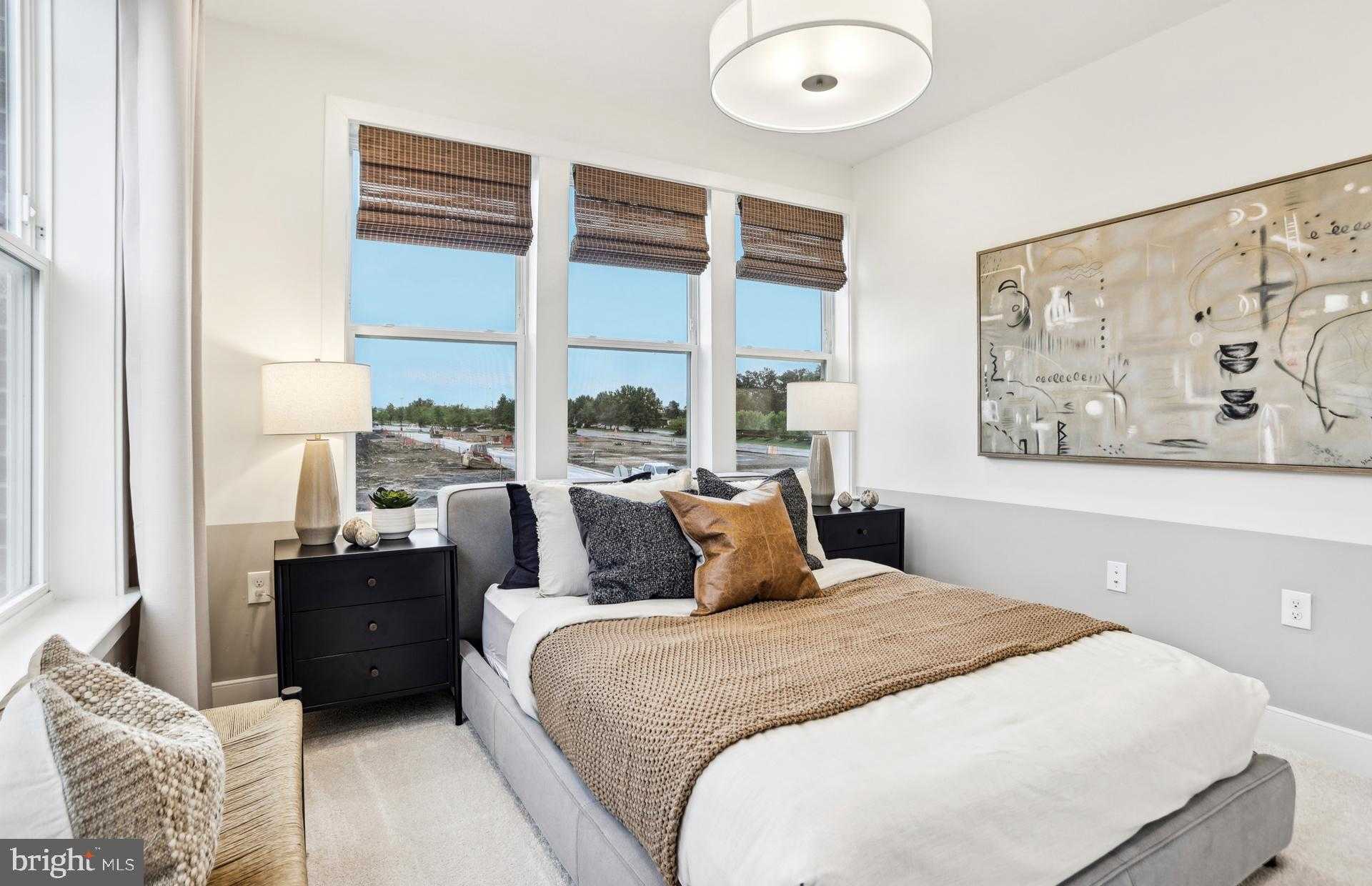 19808 Lavender Dust Sq photo 13