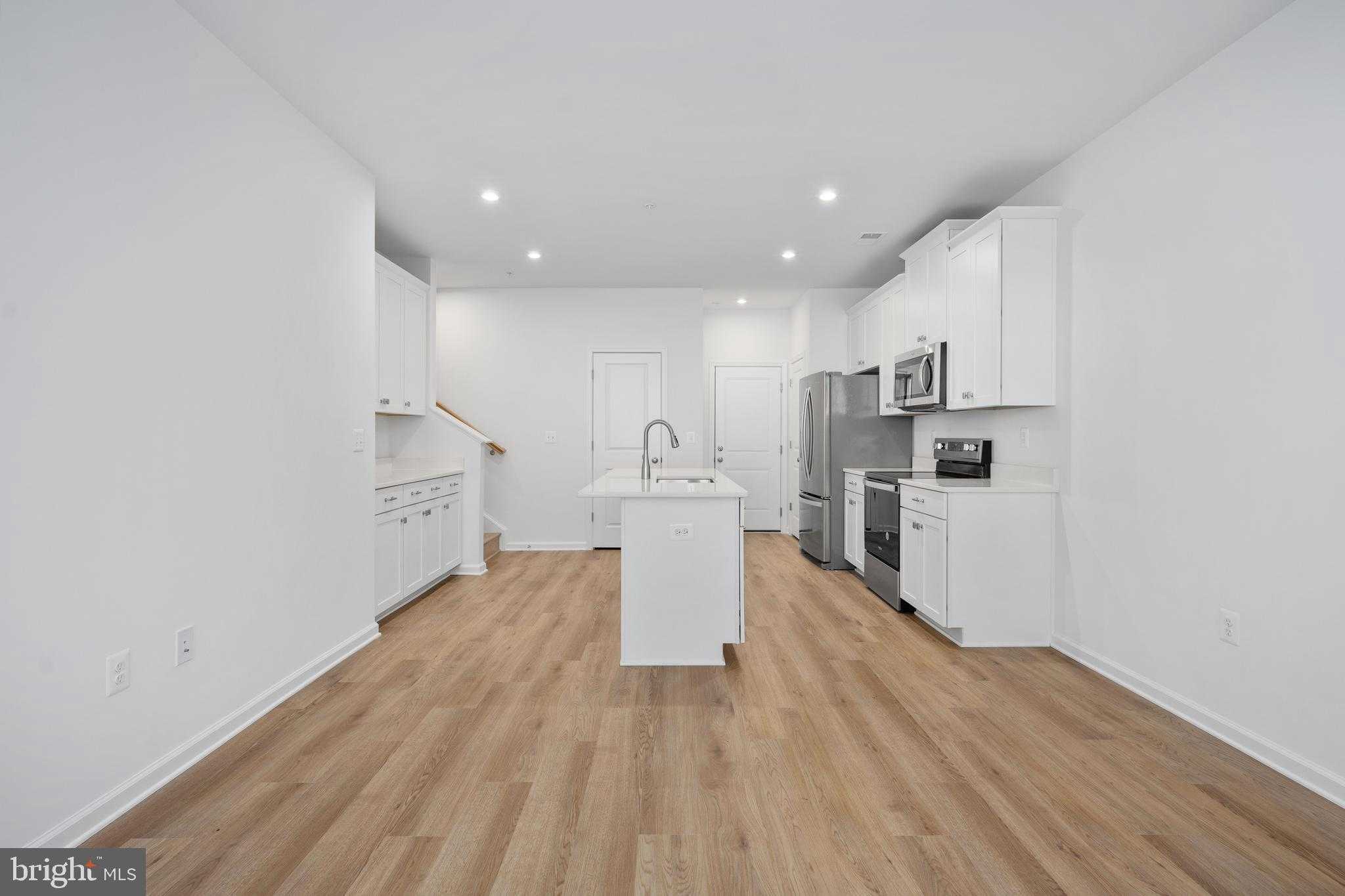 2536 Neabsco Common Pl photo 14