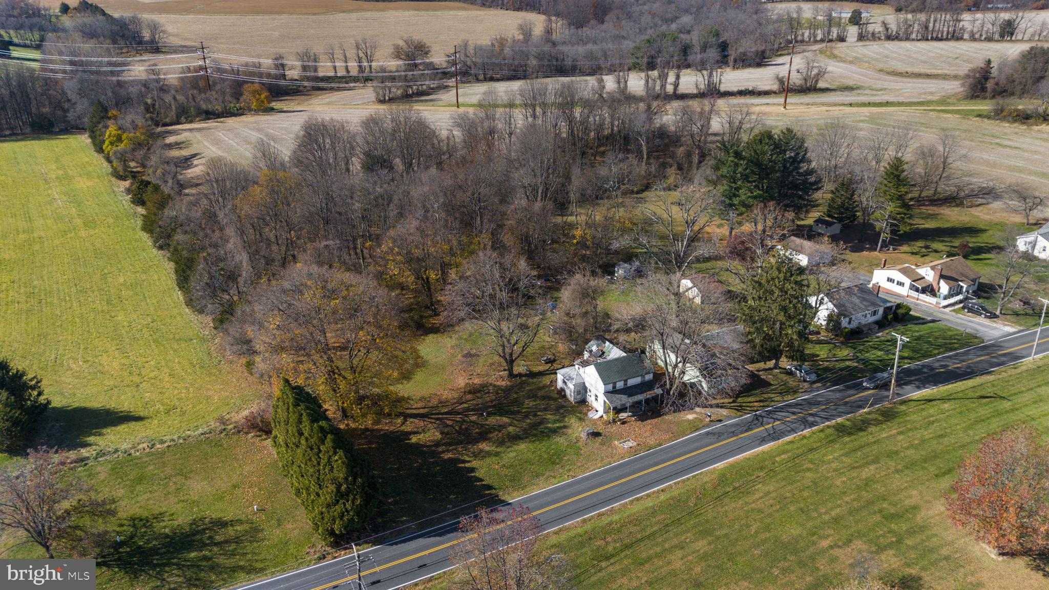 3904 Old Federal Hill Rd