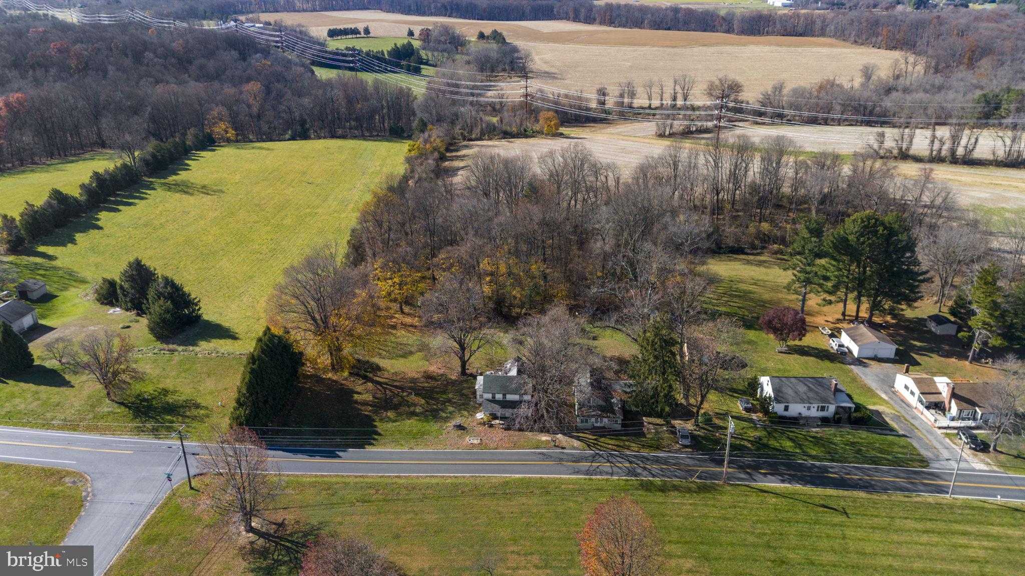 3904 Old Federal Hill Rd photo 3