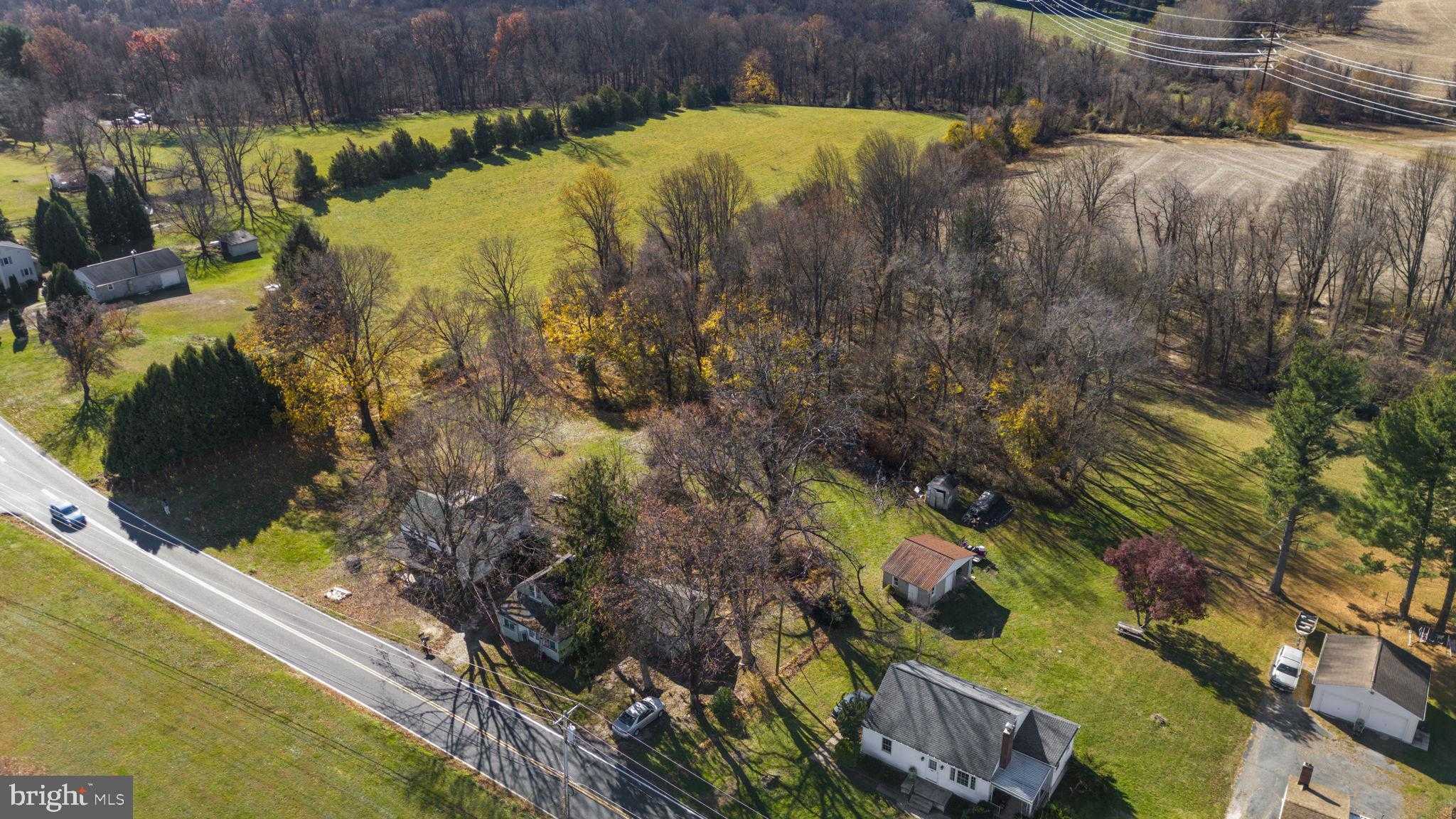 3904 Old Federal Hill Rd photo 9