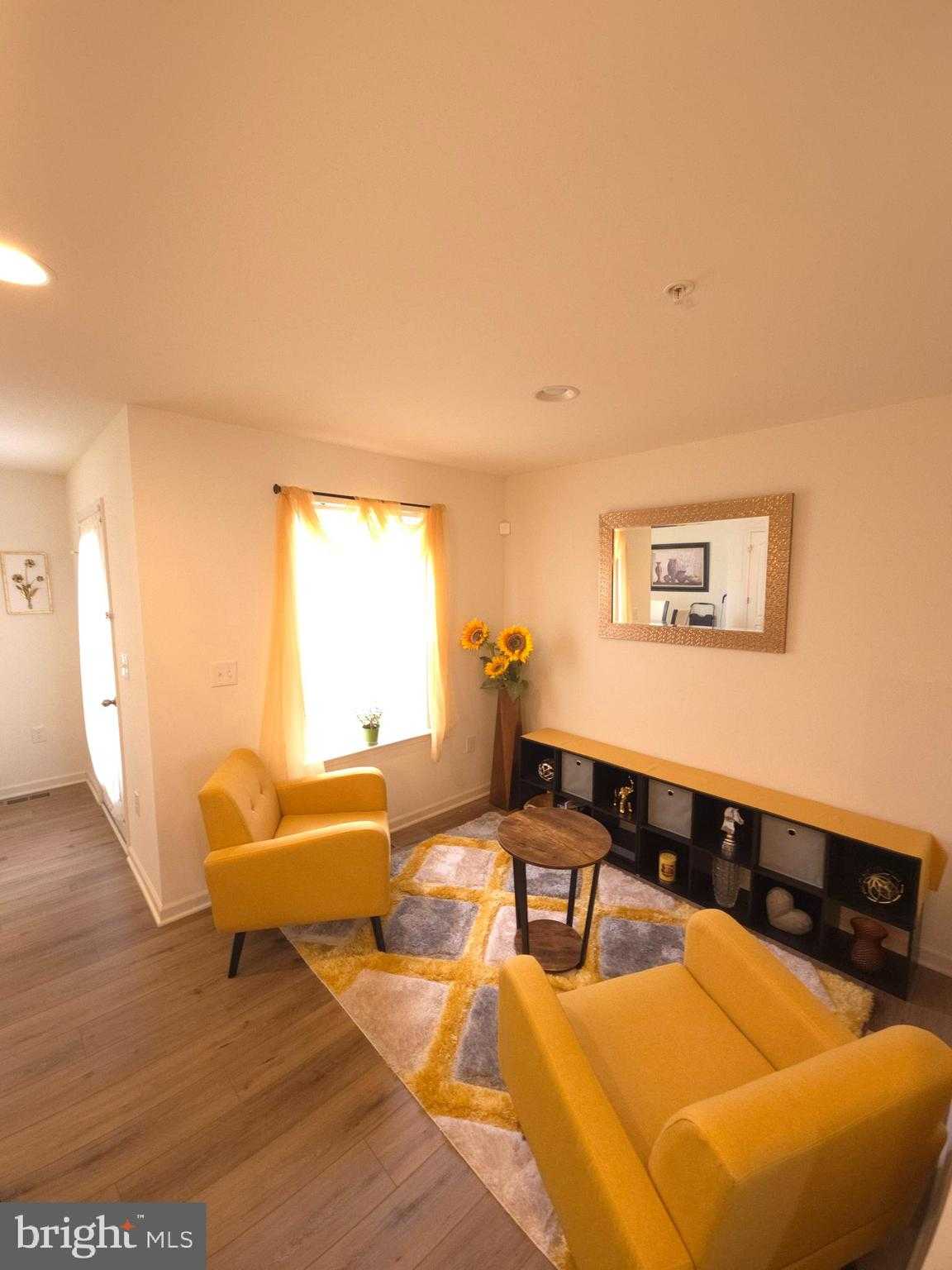 96 Ayrshire Dr photo 7