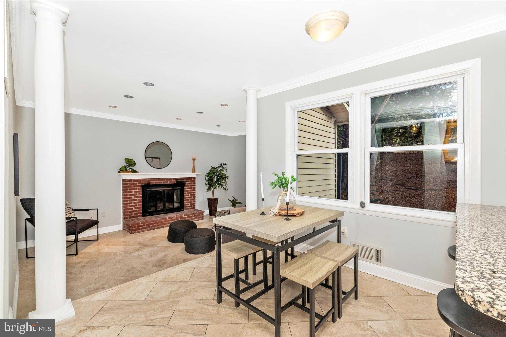 674 College Pkwy photo 13