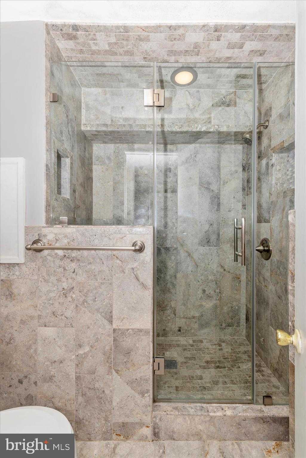 674 College Pkwy photo 41