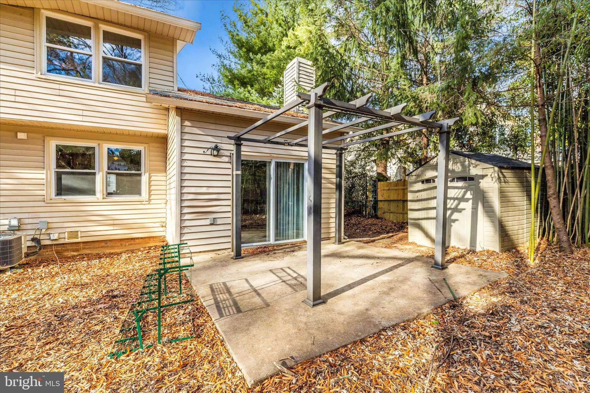 674 College Pkwy photo 43