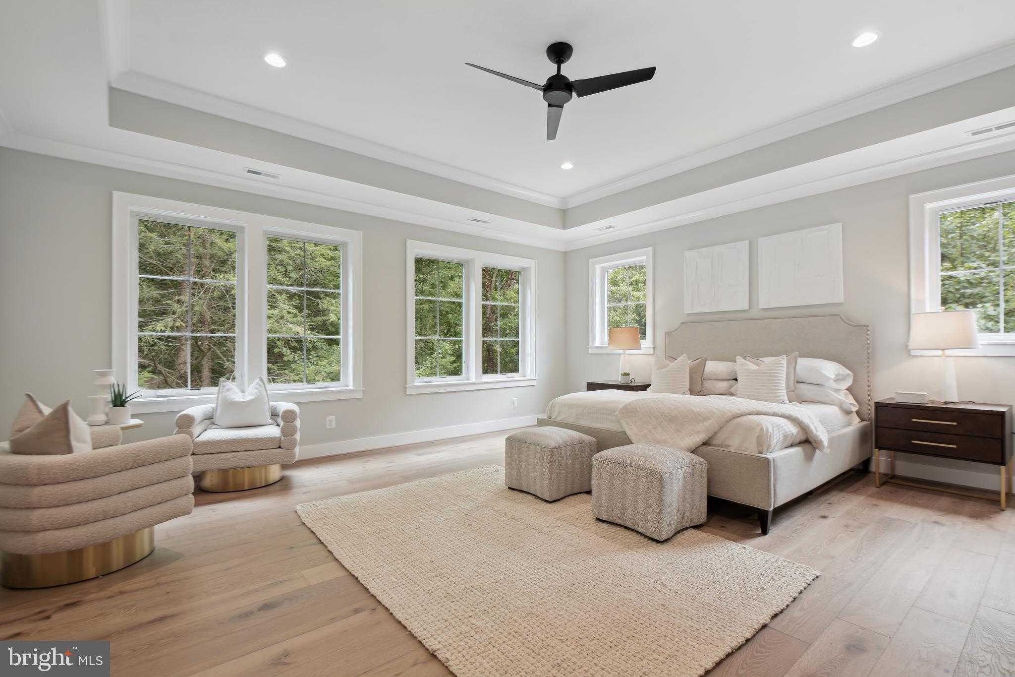 6523 Old Chesterbrook Rd photo 12