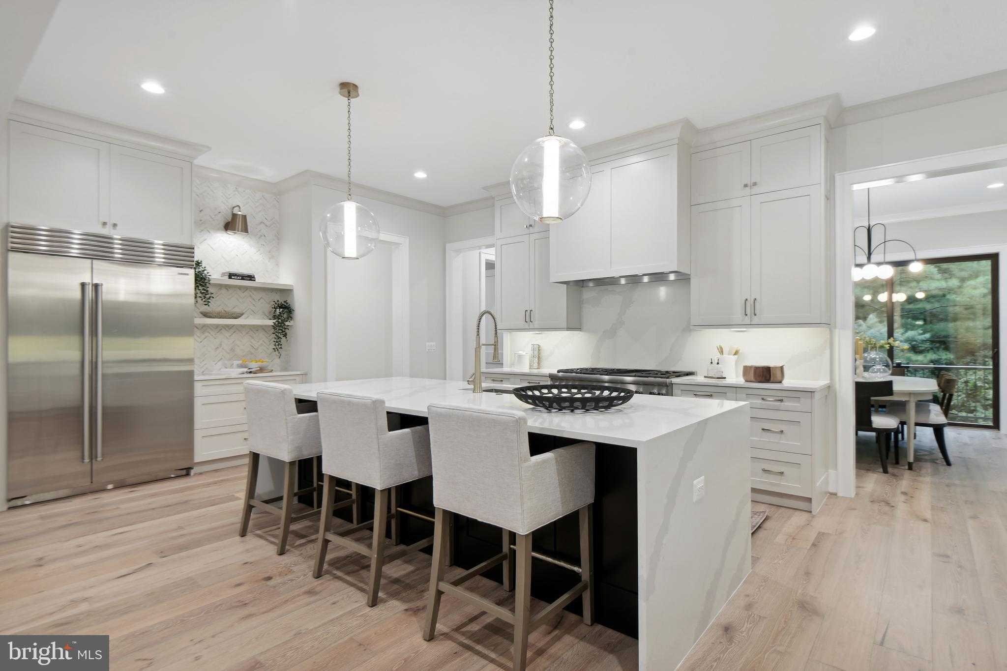 6523 Old Chesterbrook Rd photo 7