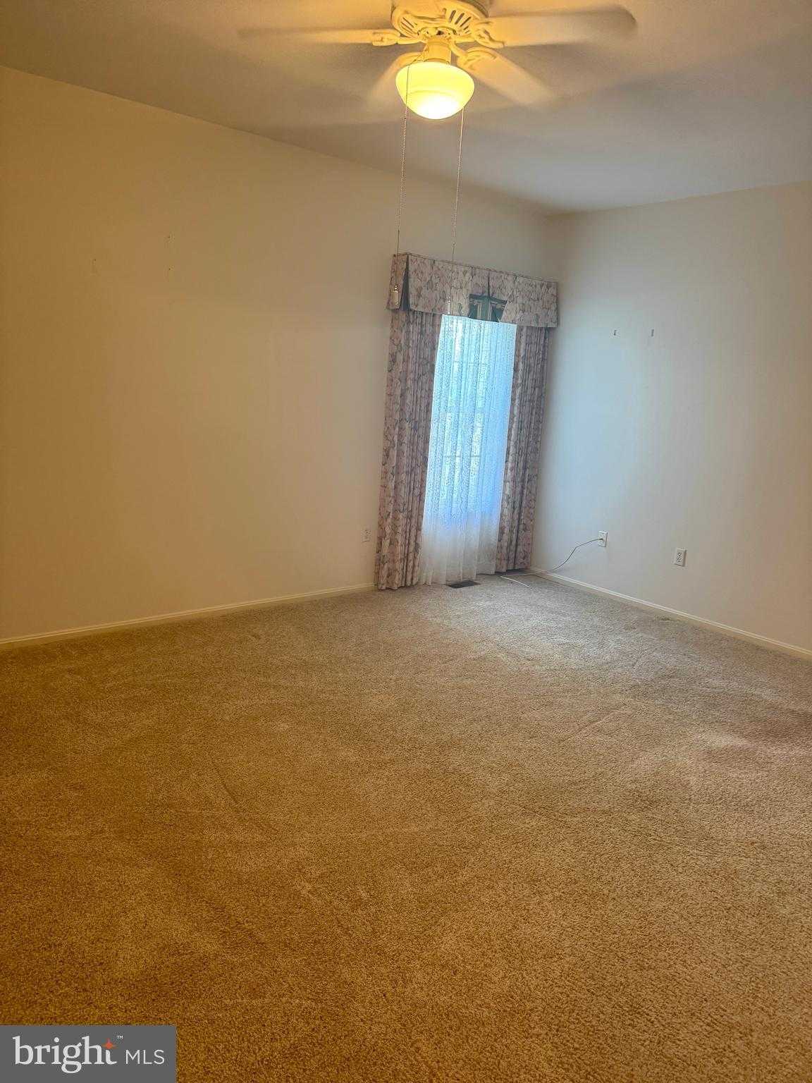 925 Winding Way photo 18