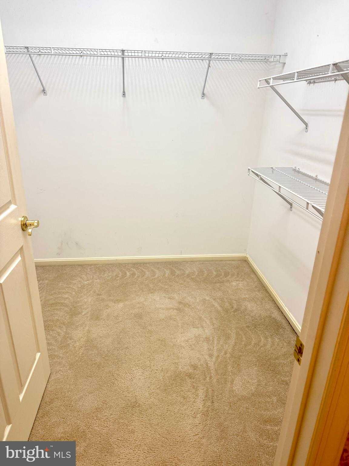 925 Winding Way photo 19