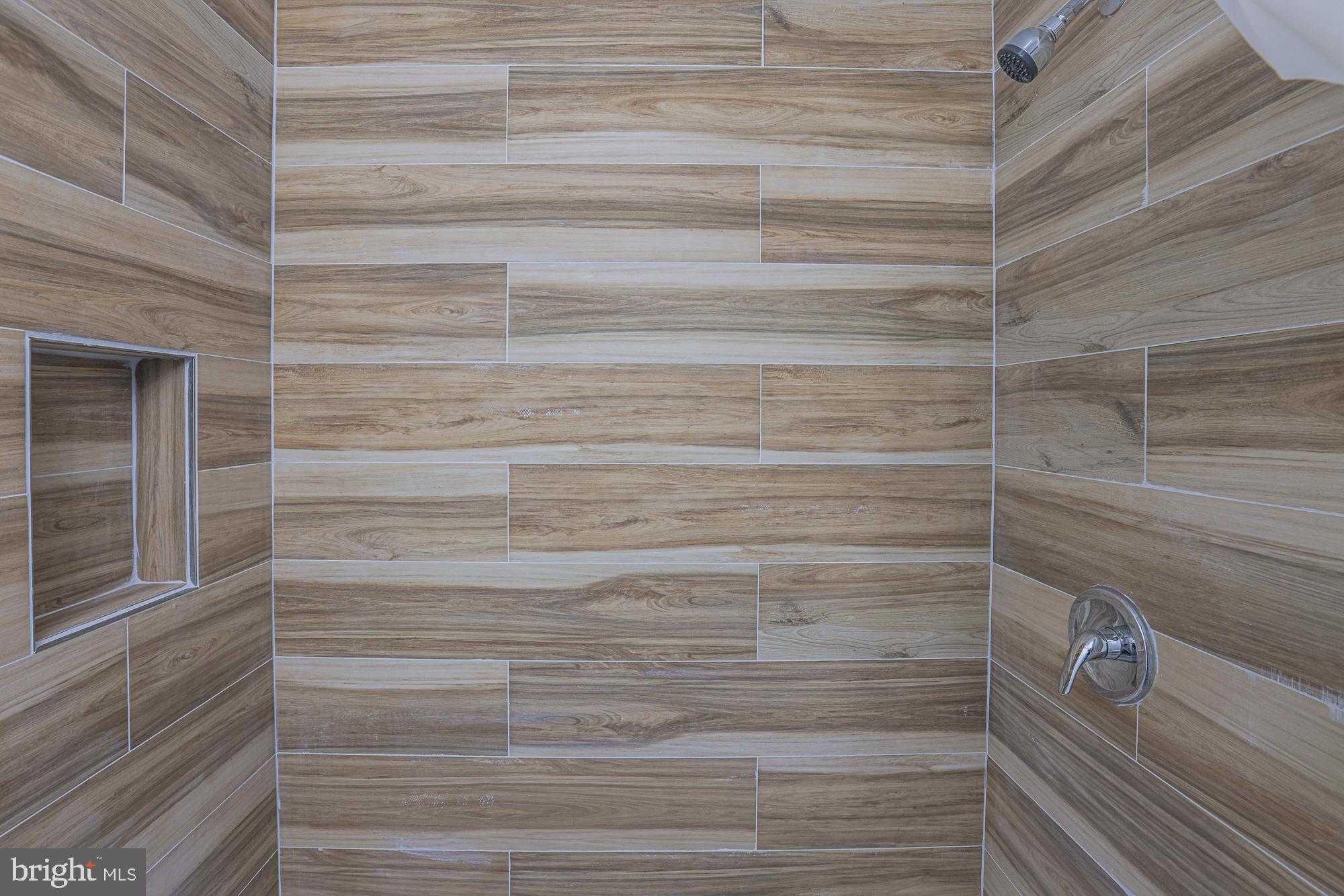 9 Glenmore Ave photo 37