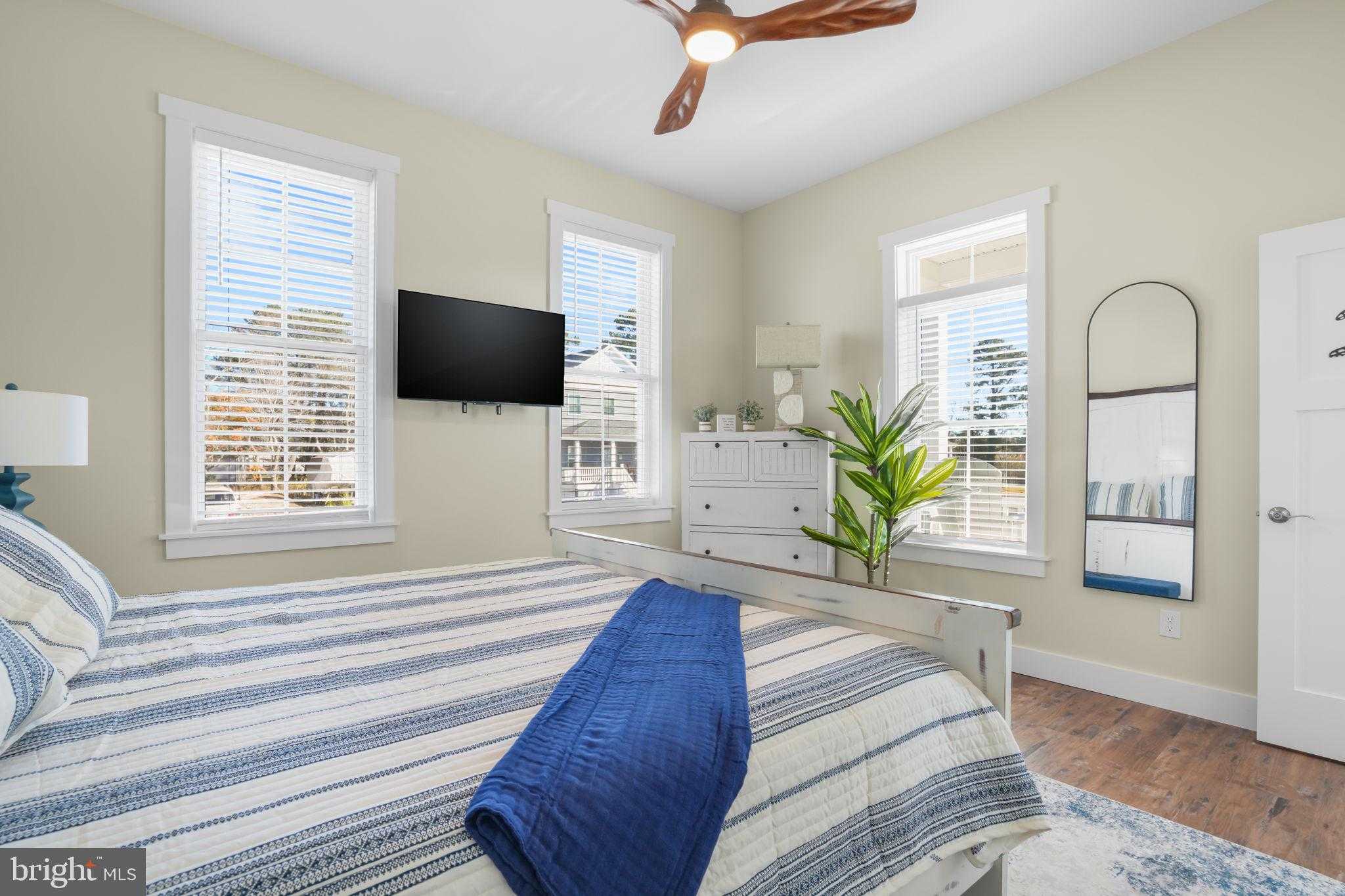 8046 Clarkson Ln photo 22