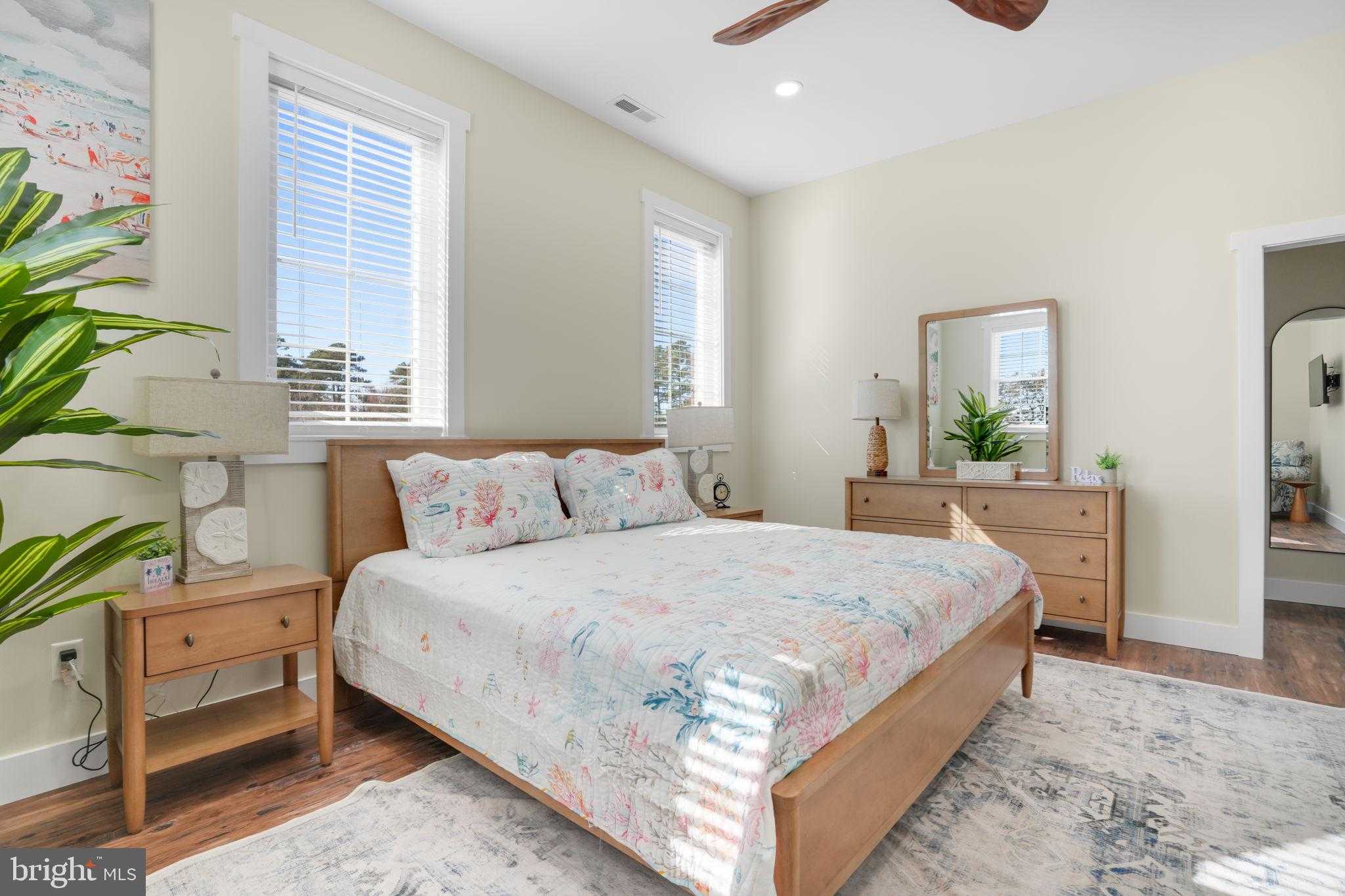 8046 Clarkson Ln photo 30