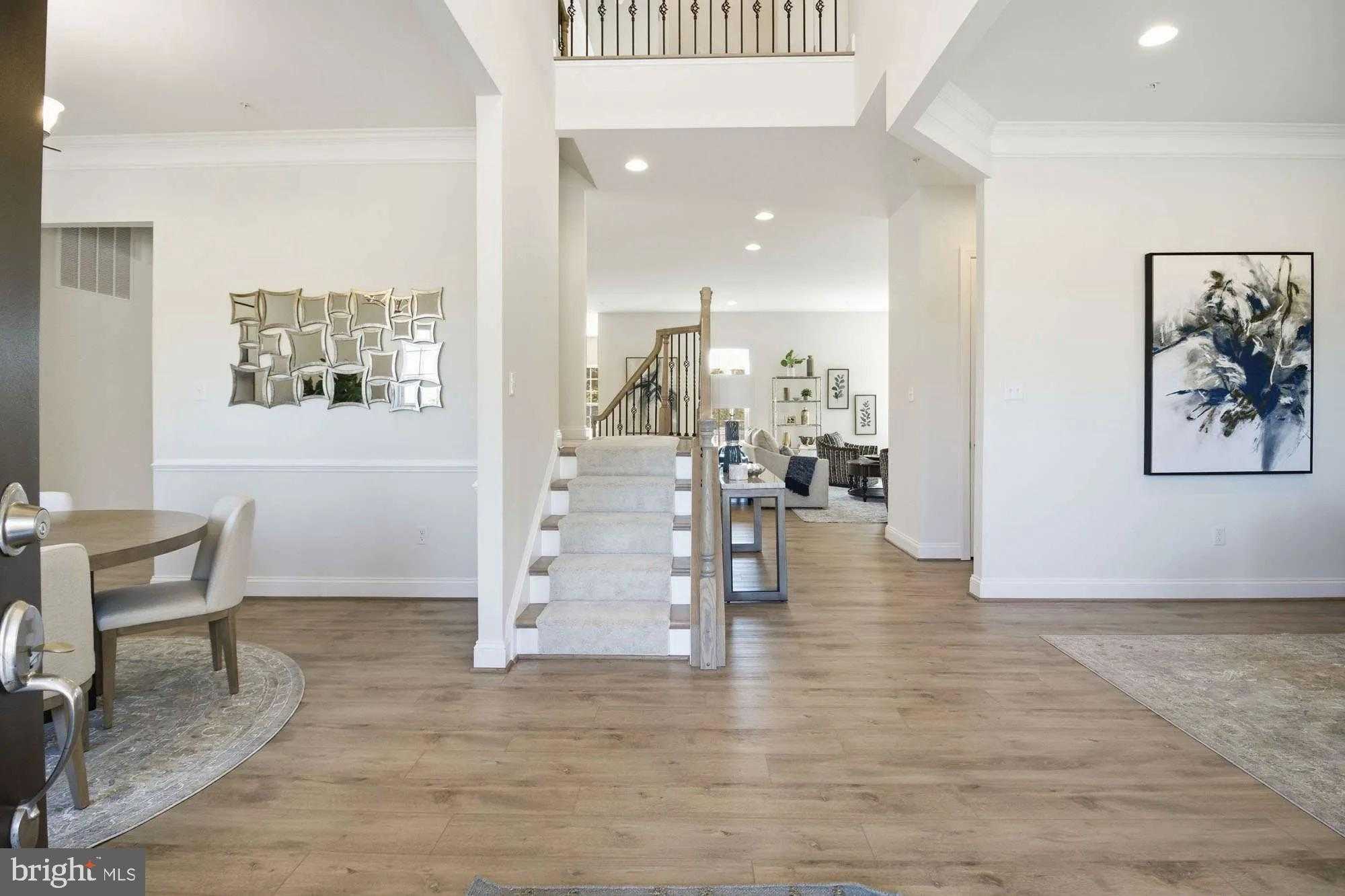 7106 Donston Dr photo 3