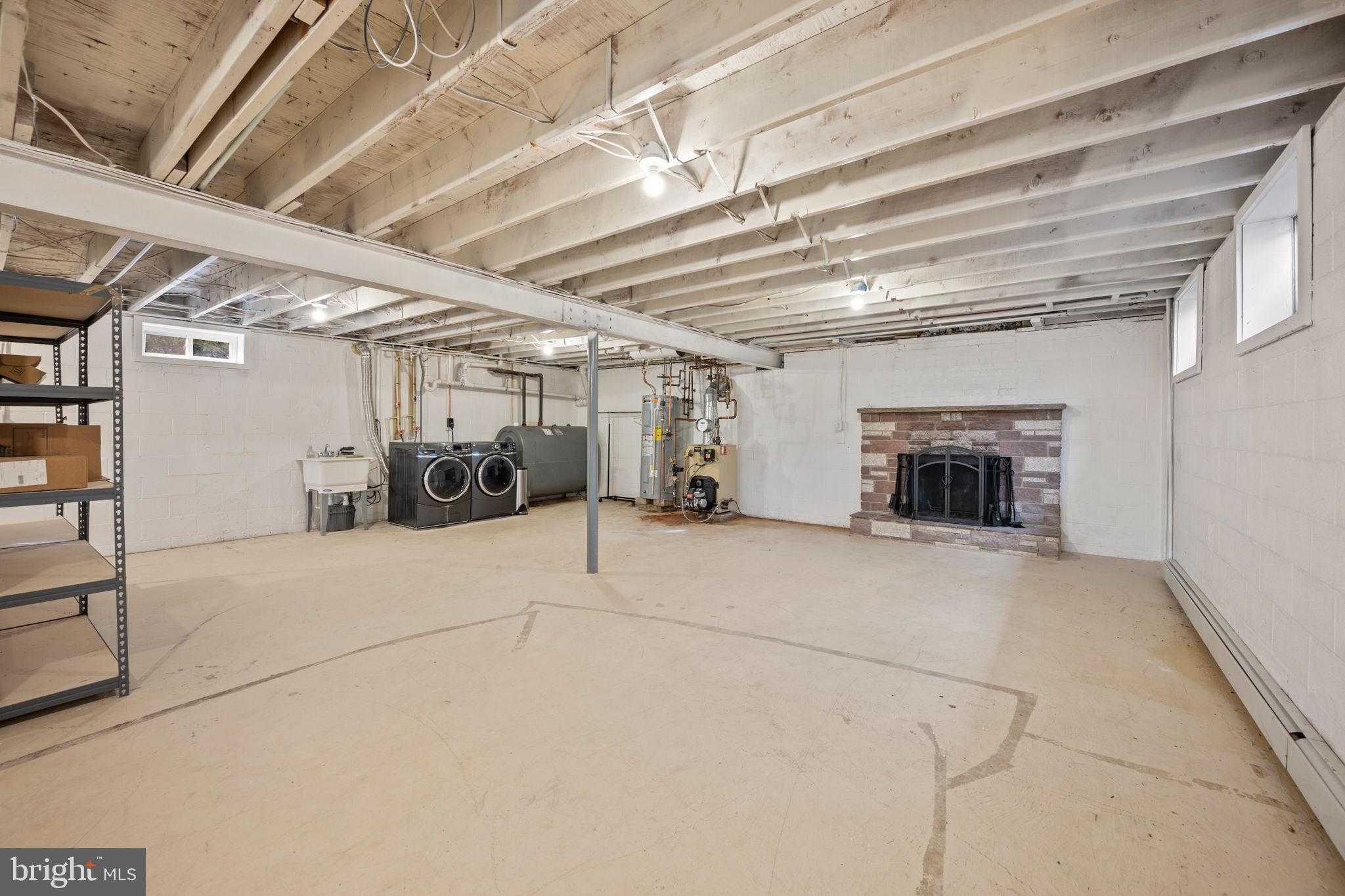 720 W Watersville Rd photo 22