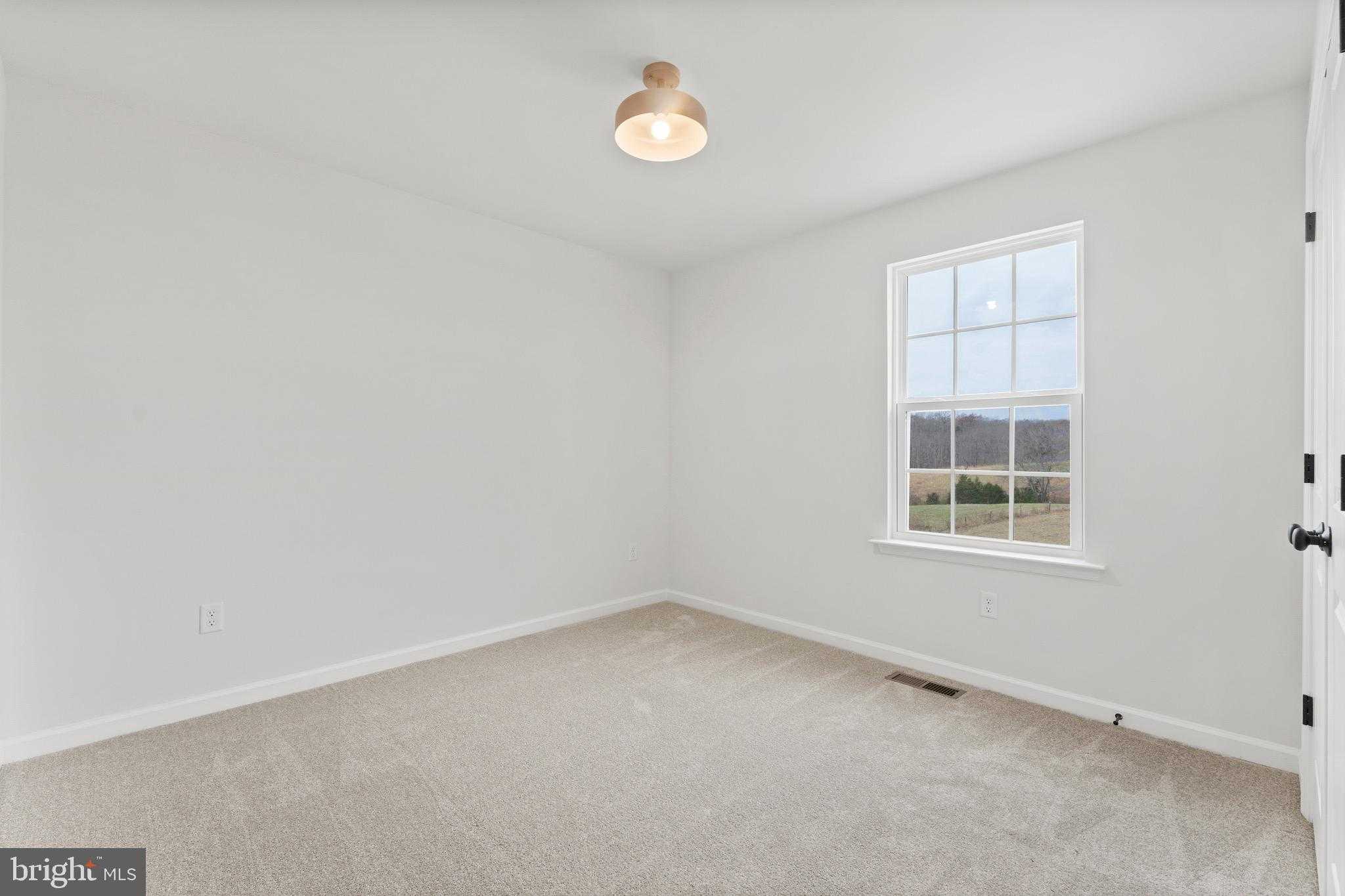 15371 Ridge Rd photo 22