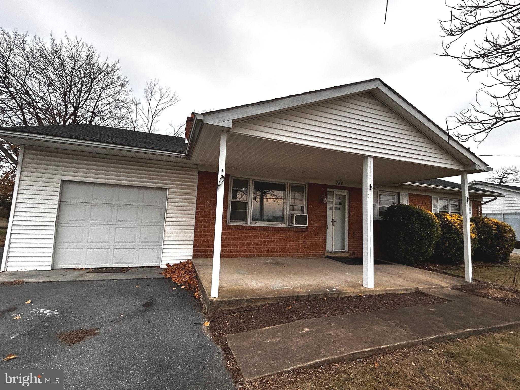 760 Jordan Springs Rd photo 3