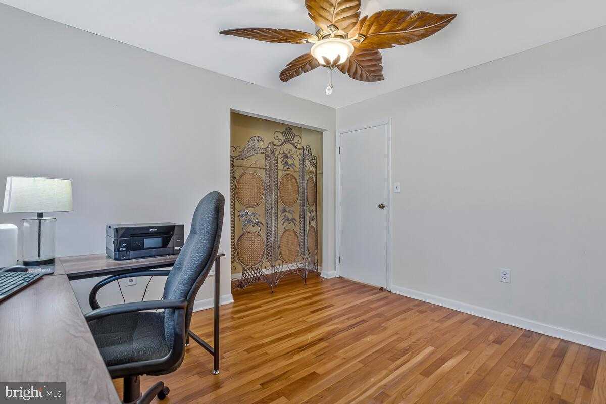 1921 Haven Ln photo 28