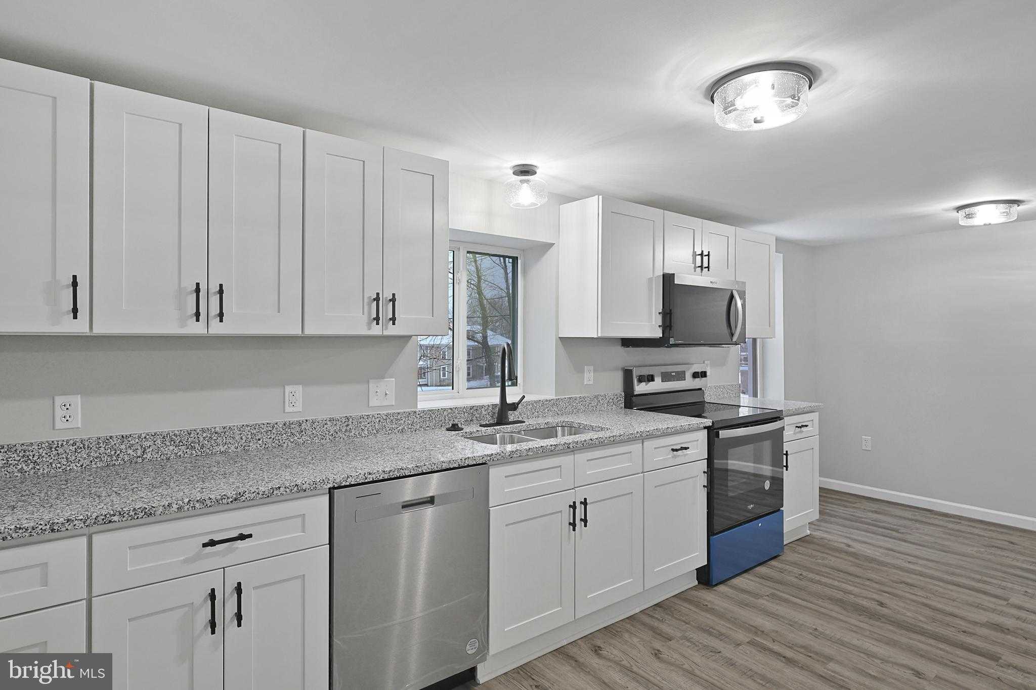 4 Chestnut St photo 21