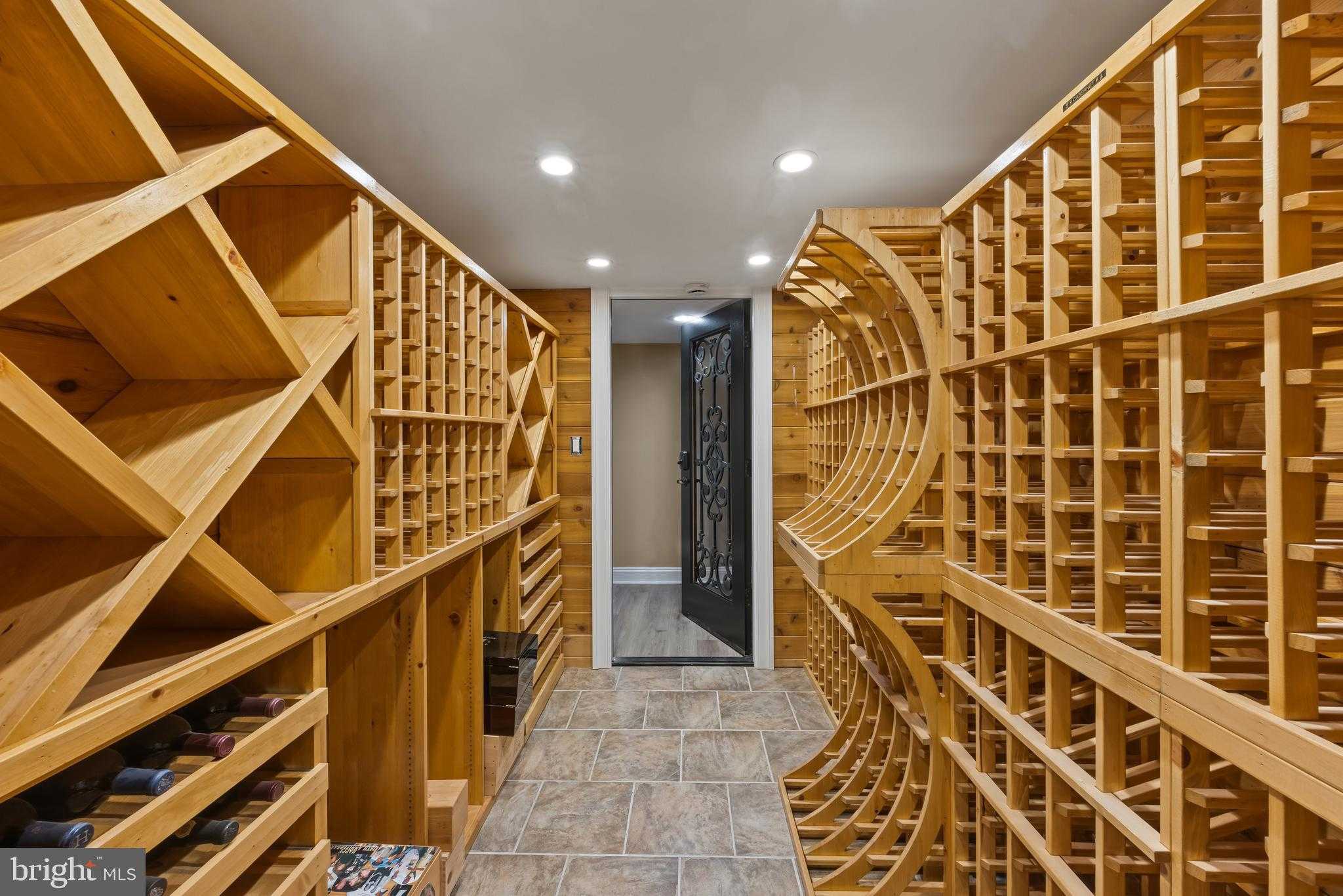 125 S Winchester Rd photo 36