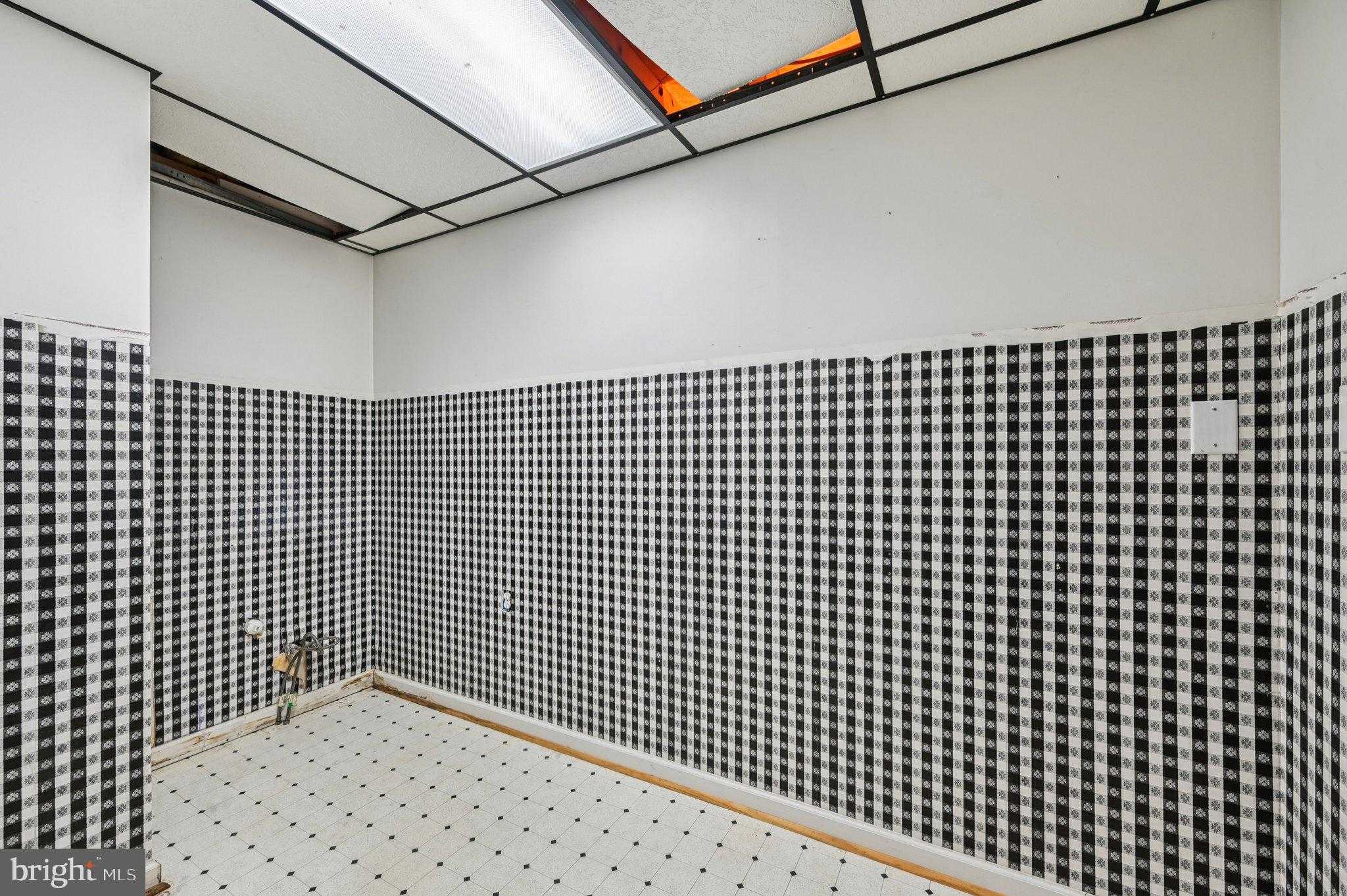 8908 Broad Branch CT photo 60