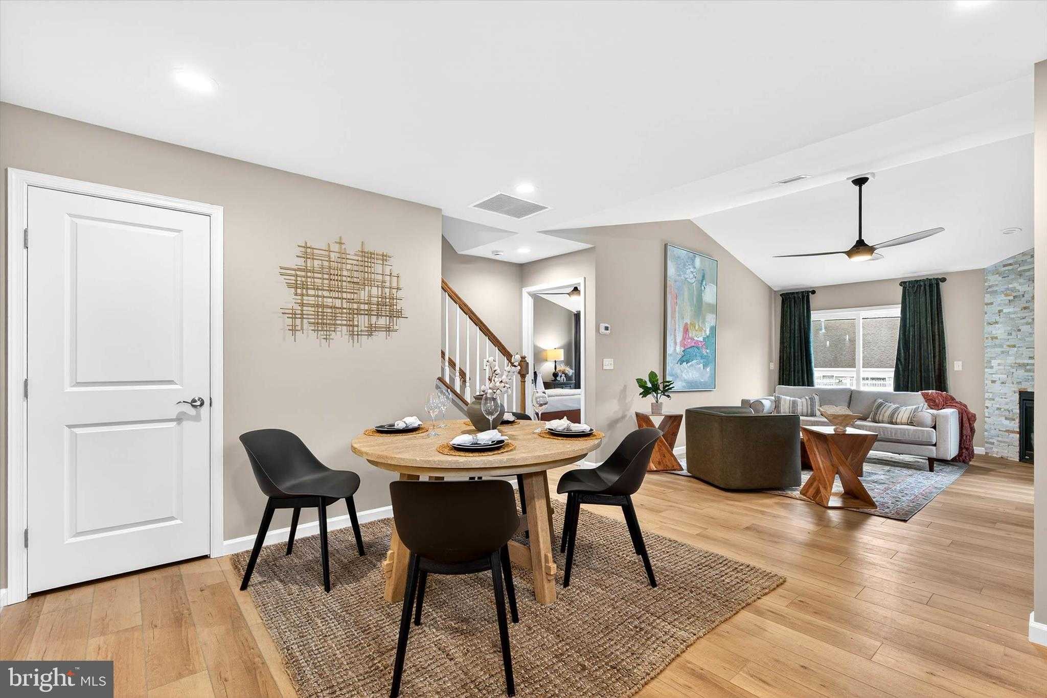 121 Hillard Fld photo 7